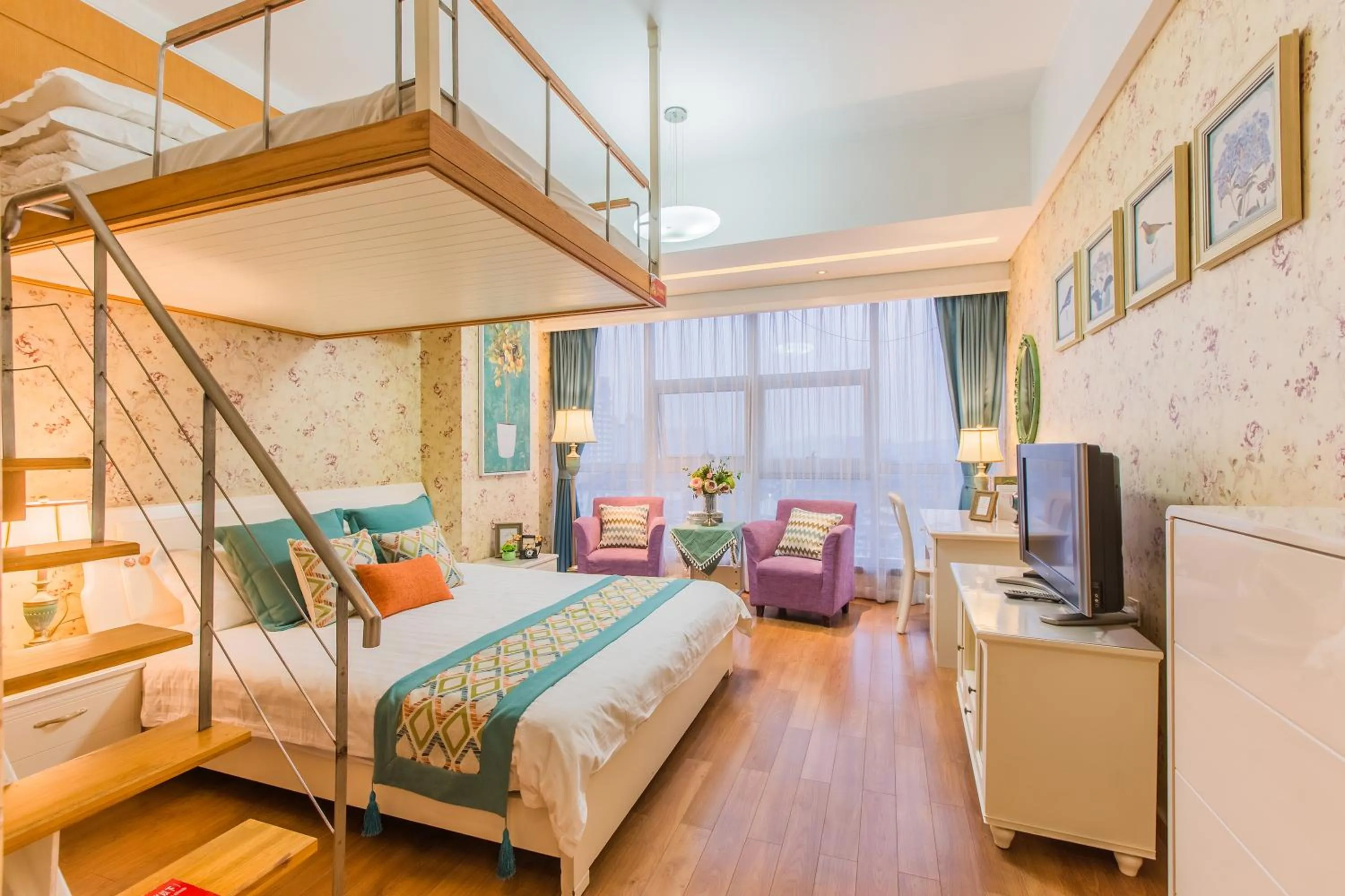 Bed in Westlake 7 Service Apartment