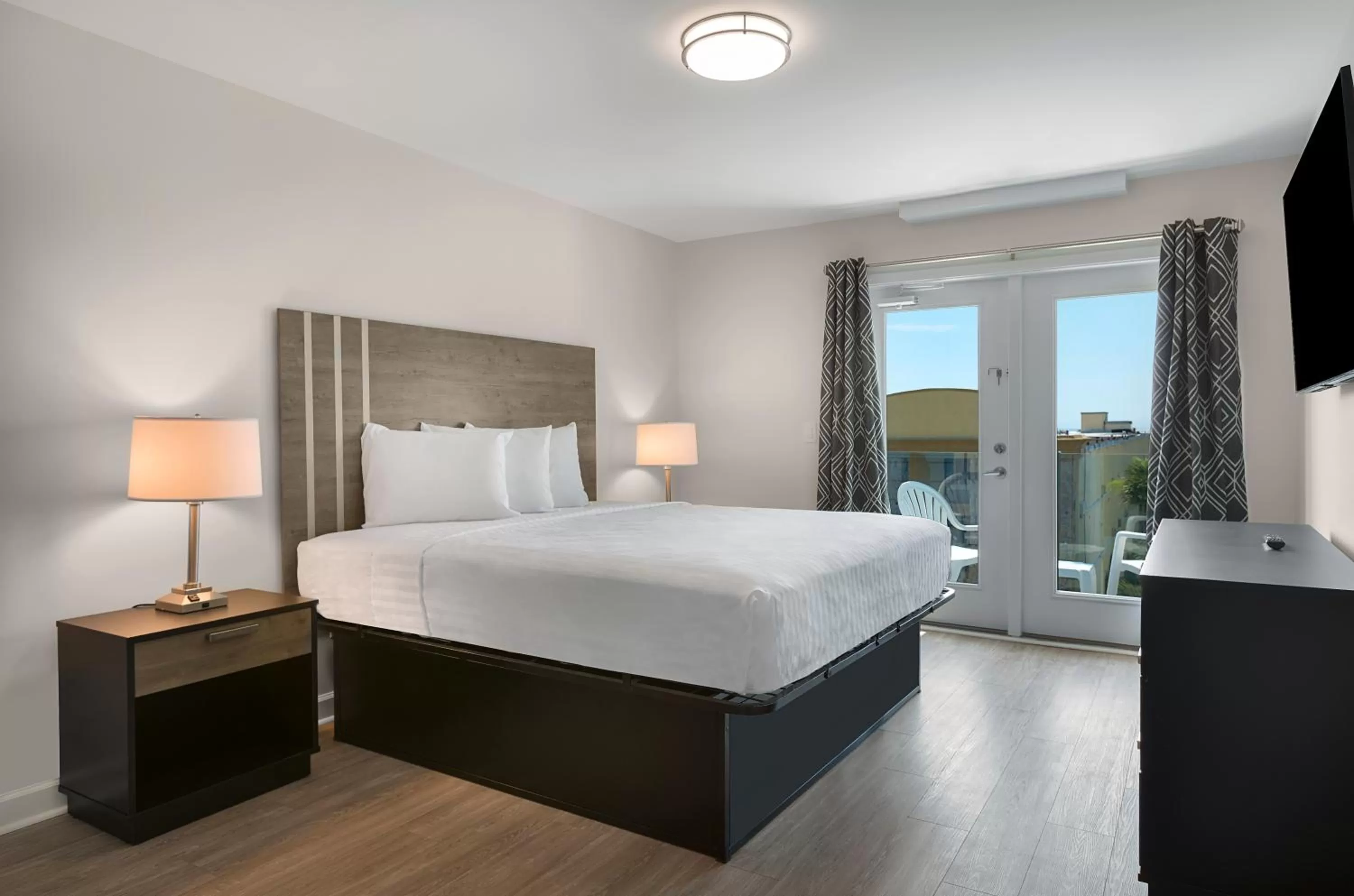 Bedroom, Bed in Ocean Escape Condos