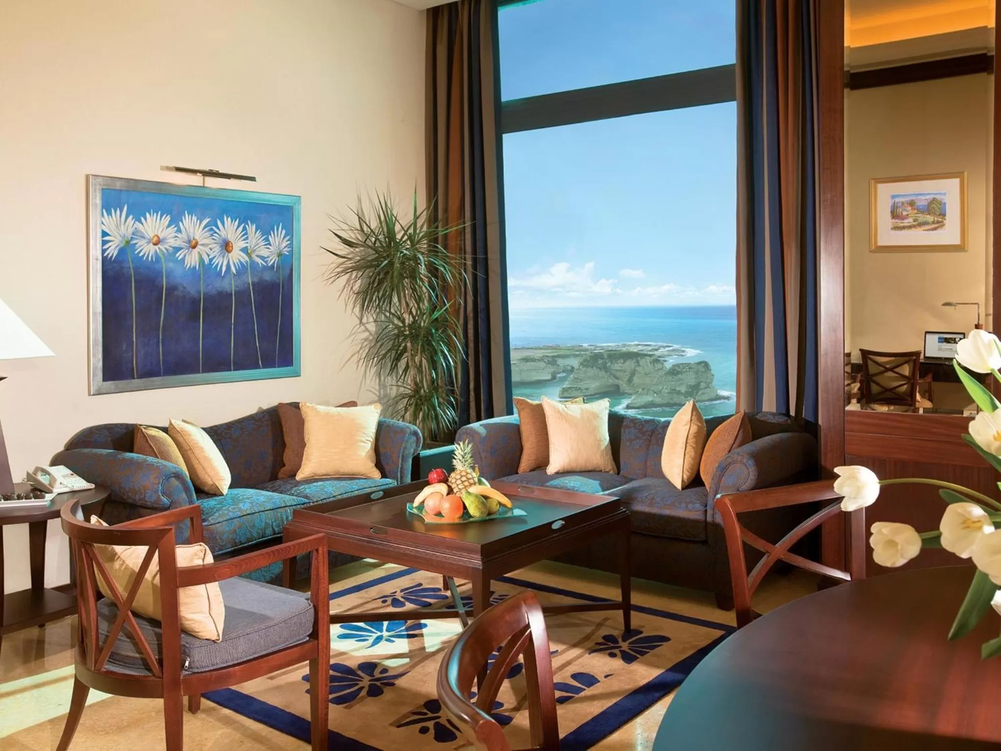 Living room in Raouche Arjaan by Rotana