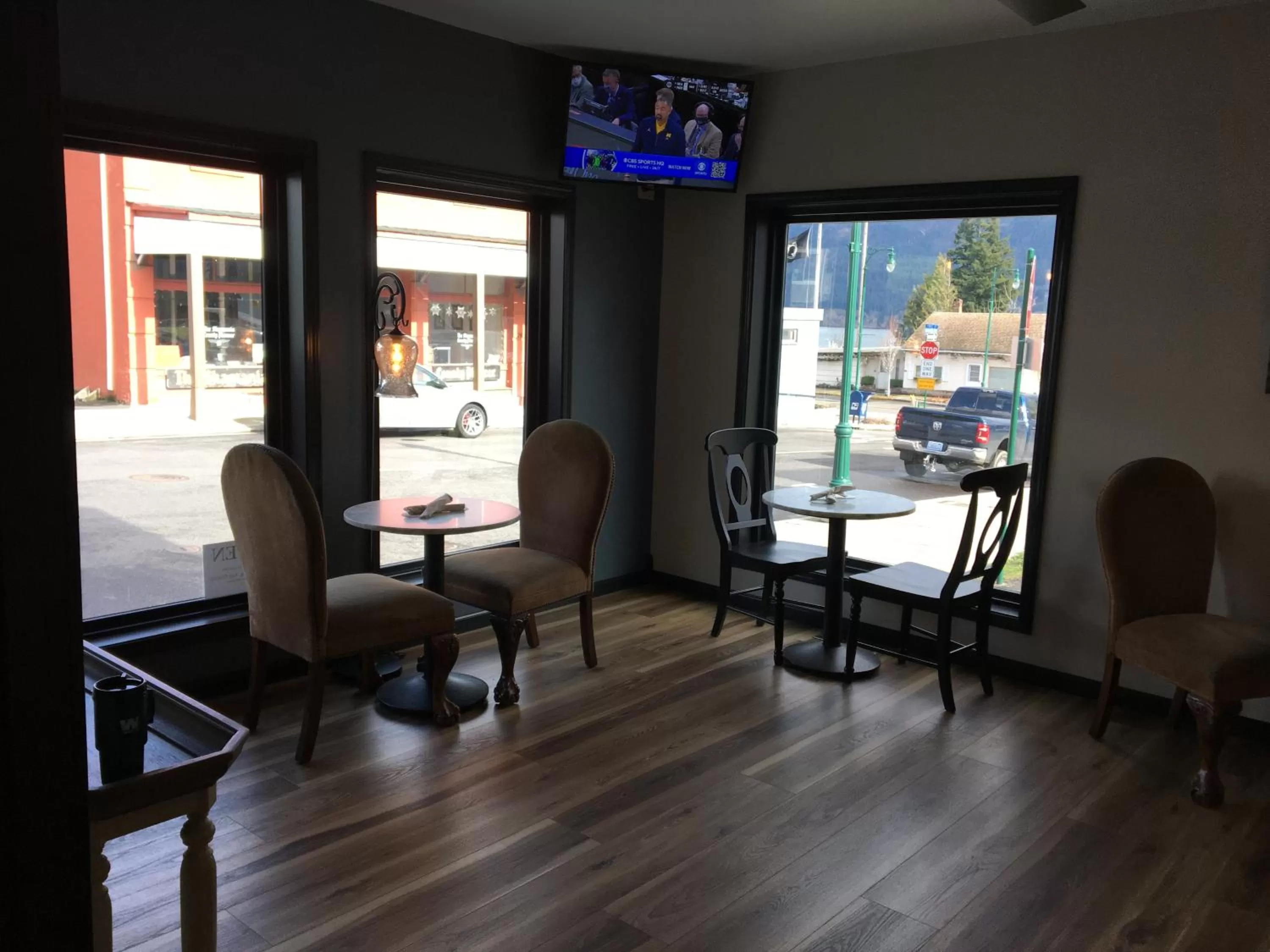 Restaurant/places to eat in Hotel Stevenson