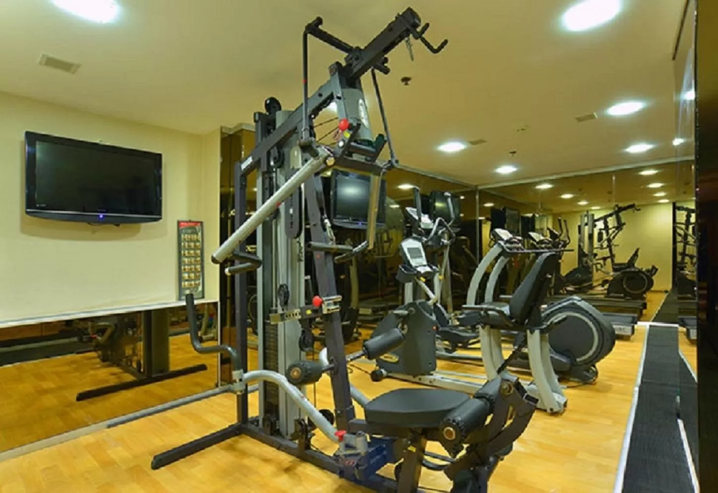 Fitness centre/facilities in Pera Tulip Hotel & Spa