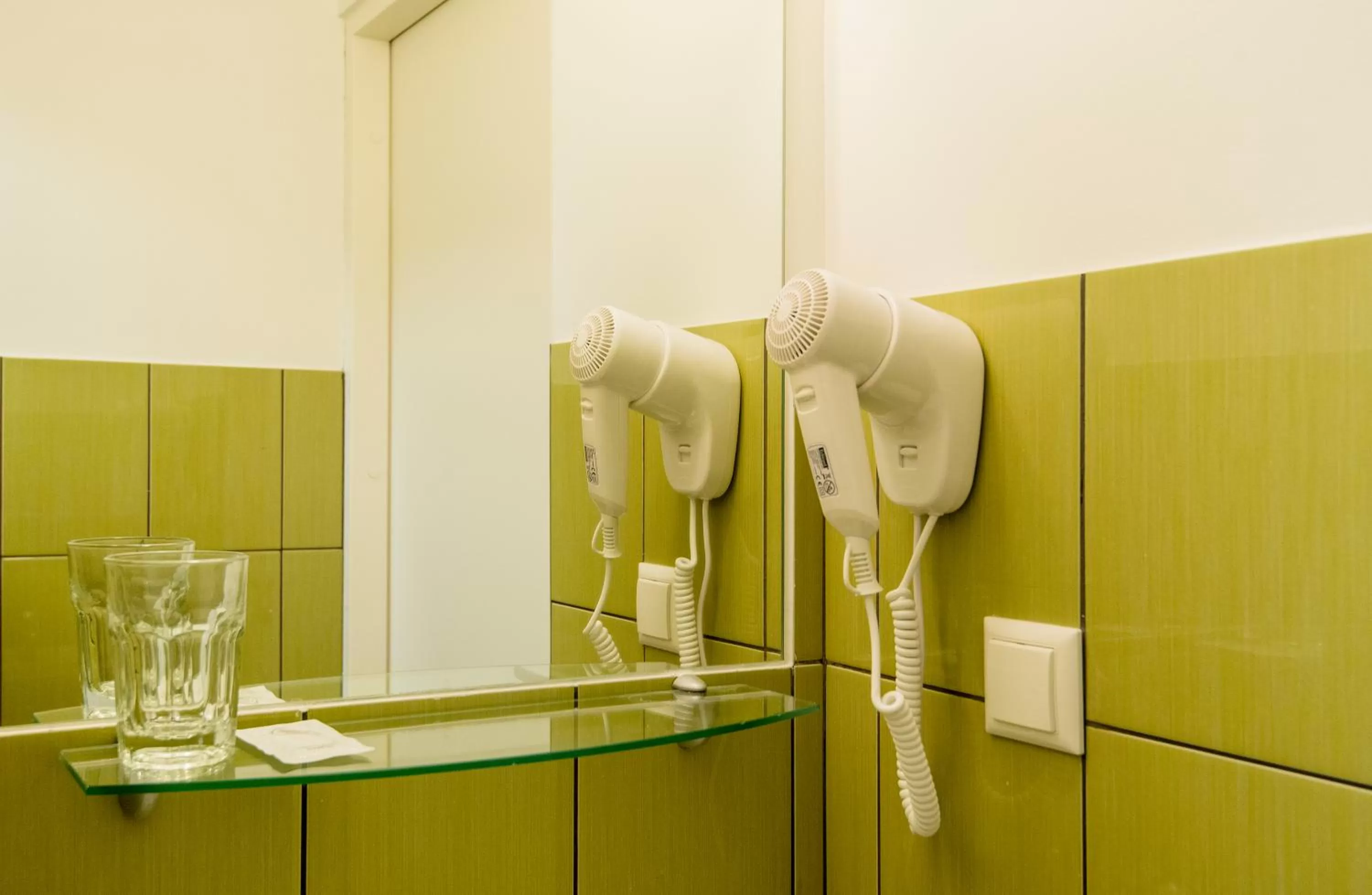 Shower in Hotel Mezaparks