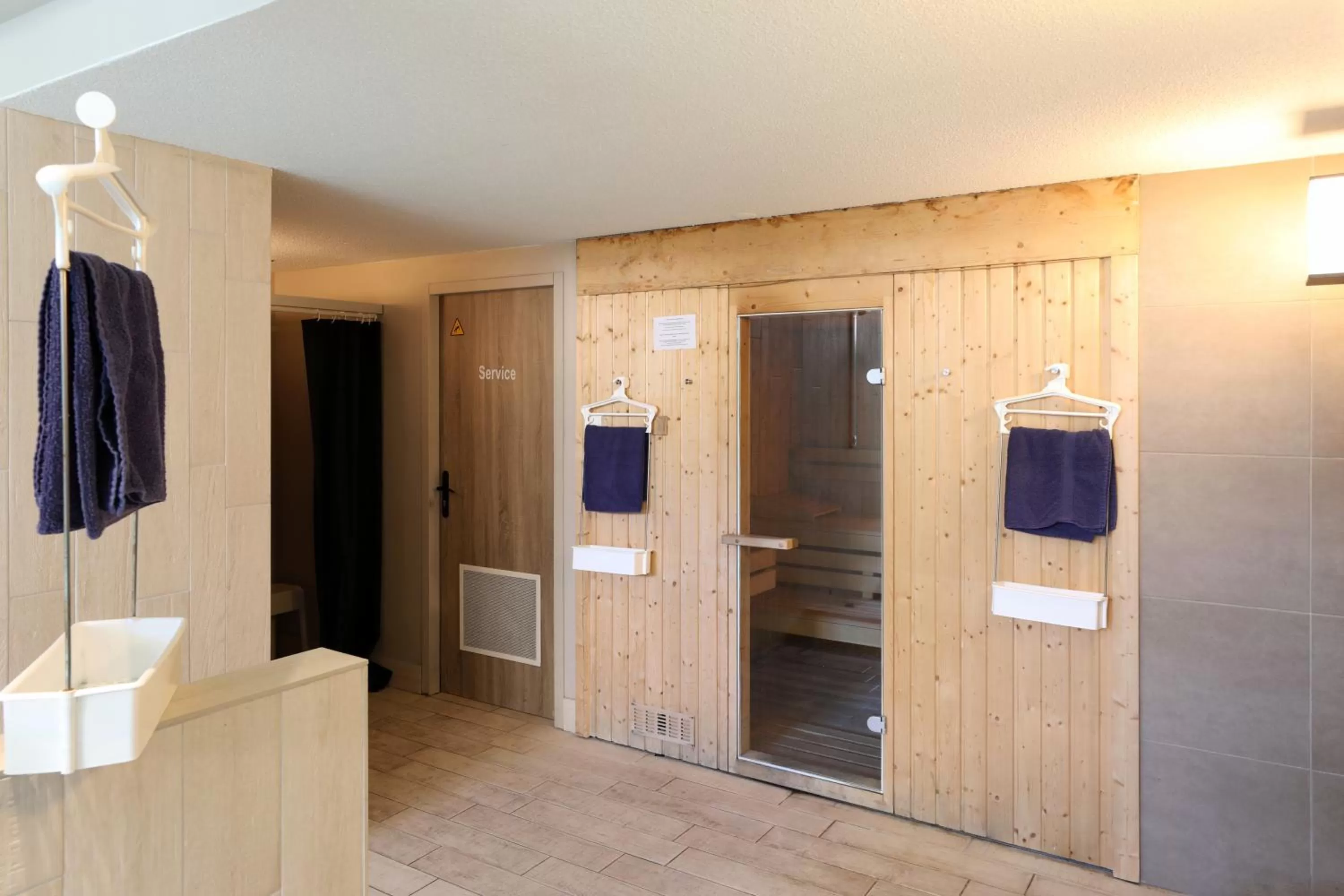 Sauna in SOWELL HOTELS Le Parc & Spa