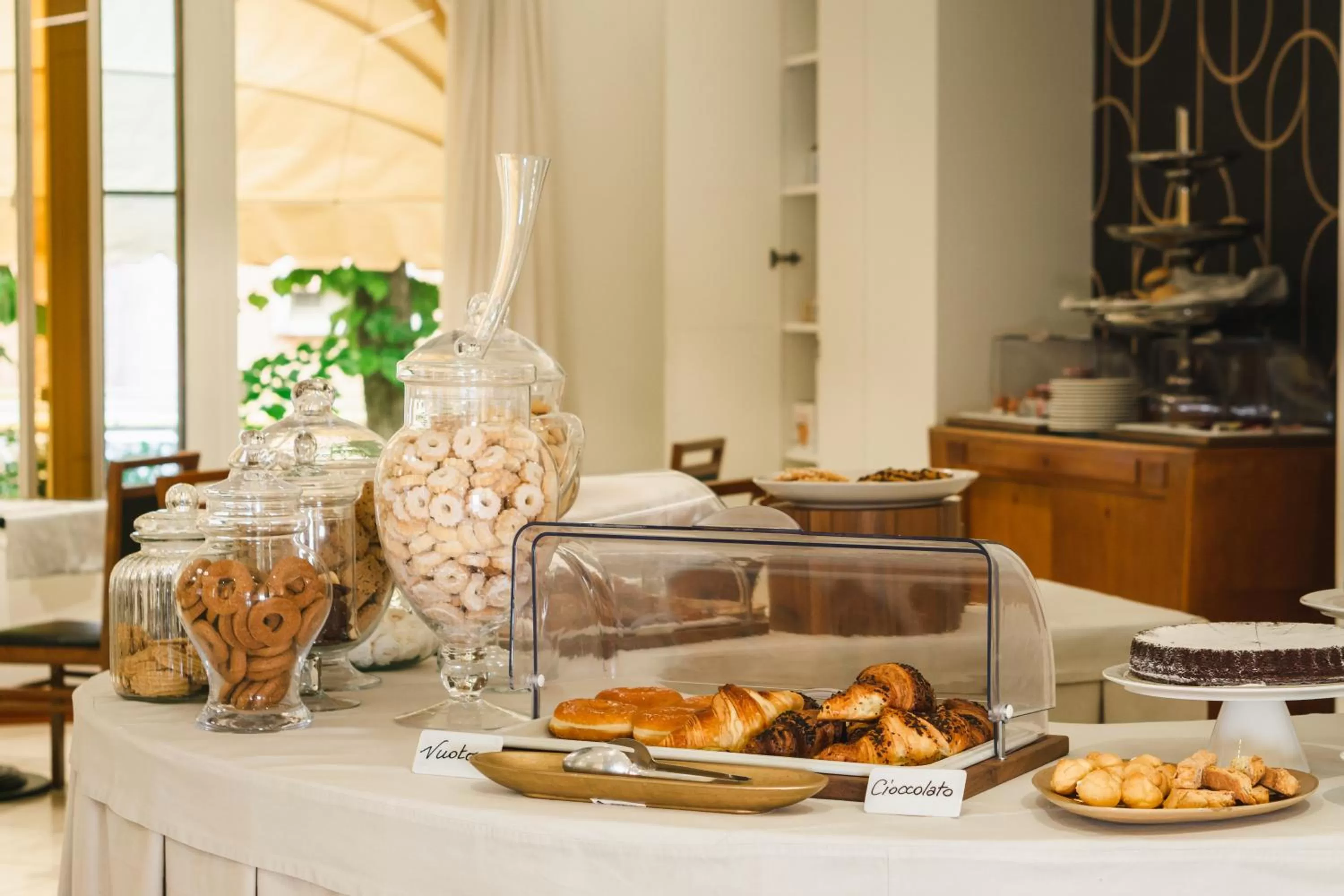 Food and drinks in Hotel Globo