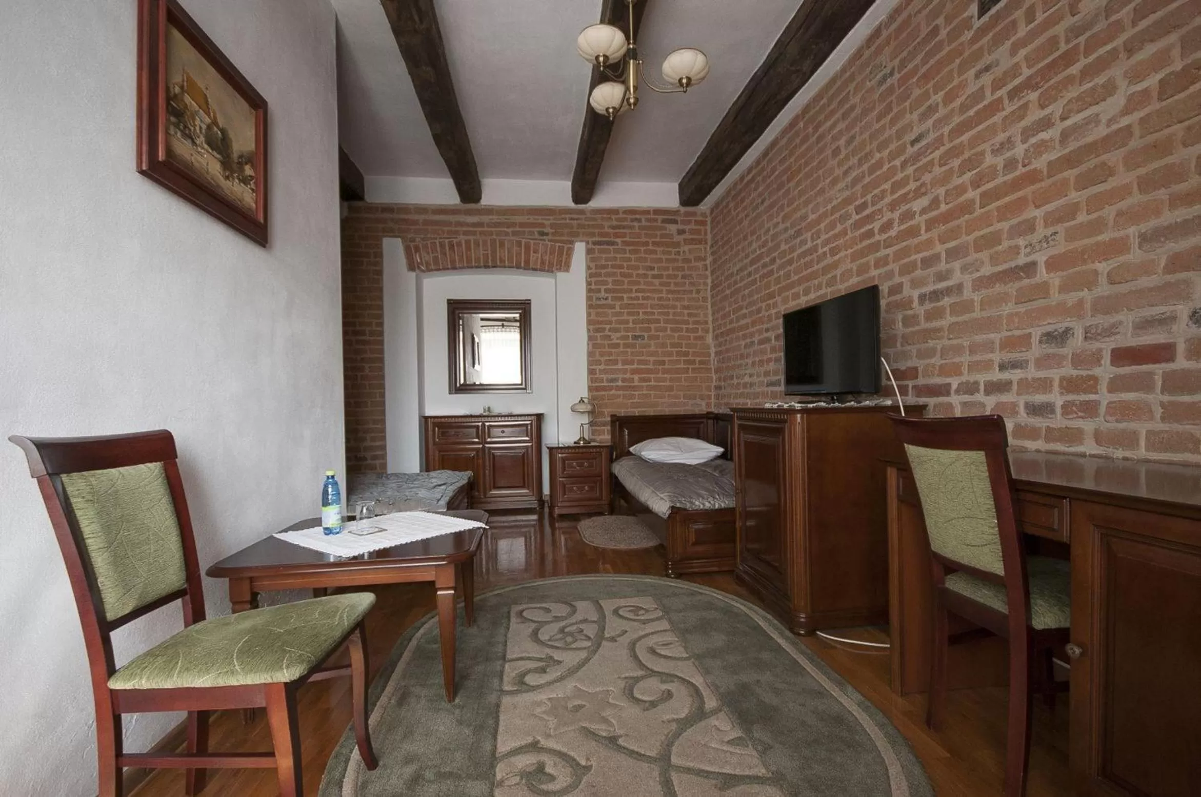 Photo of the whole room, Seating Area in Hotel Restauracja Pod Parowozem