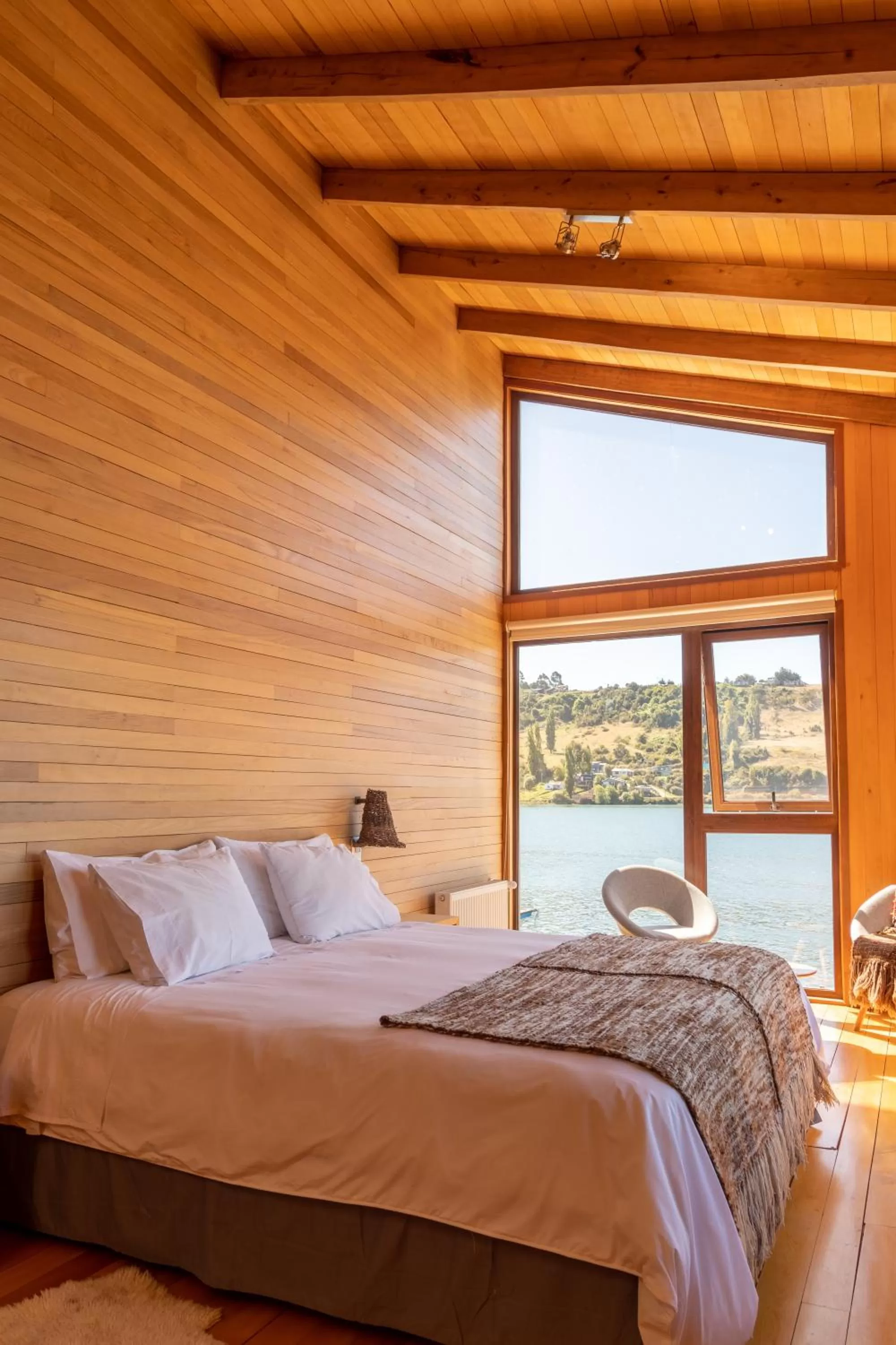 Photo of the whole room, Bed in Sizigia