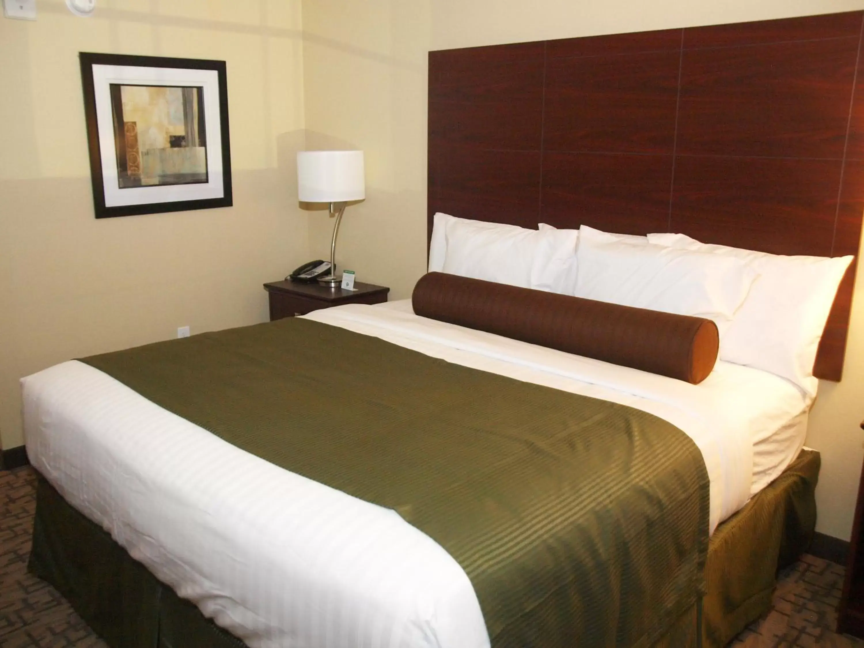 King Room - Disability Access in Cobblestone Inn & Suites - Vinton, LA King Room - Disability Access in Cobblestone Inn & Suites - Vinton, LA