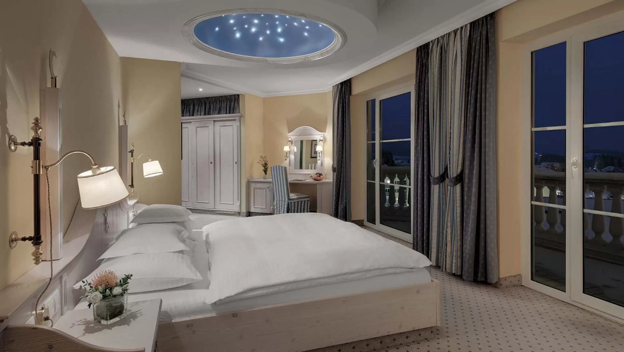 Bed in Hotel Almesberger