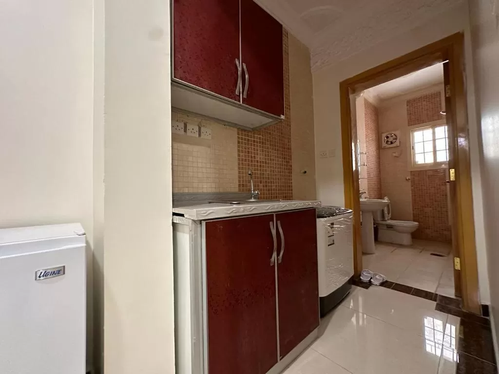 Kitchen or kitchenette, Kitchen/Kitchenette in Mnara-AlMadinah