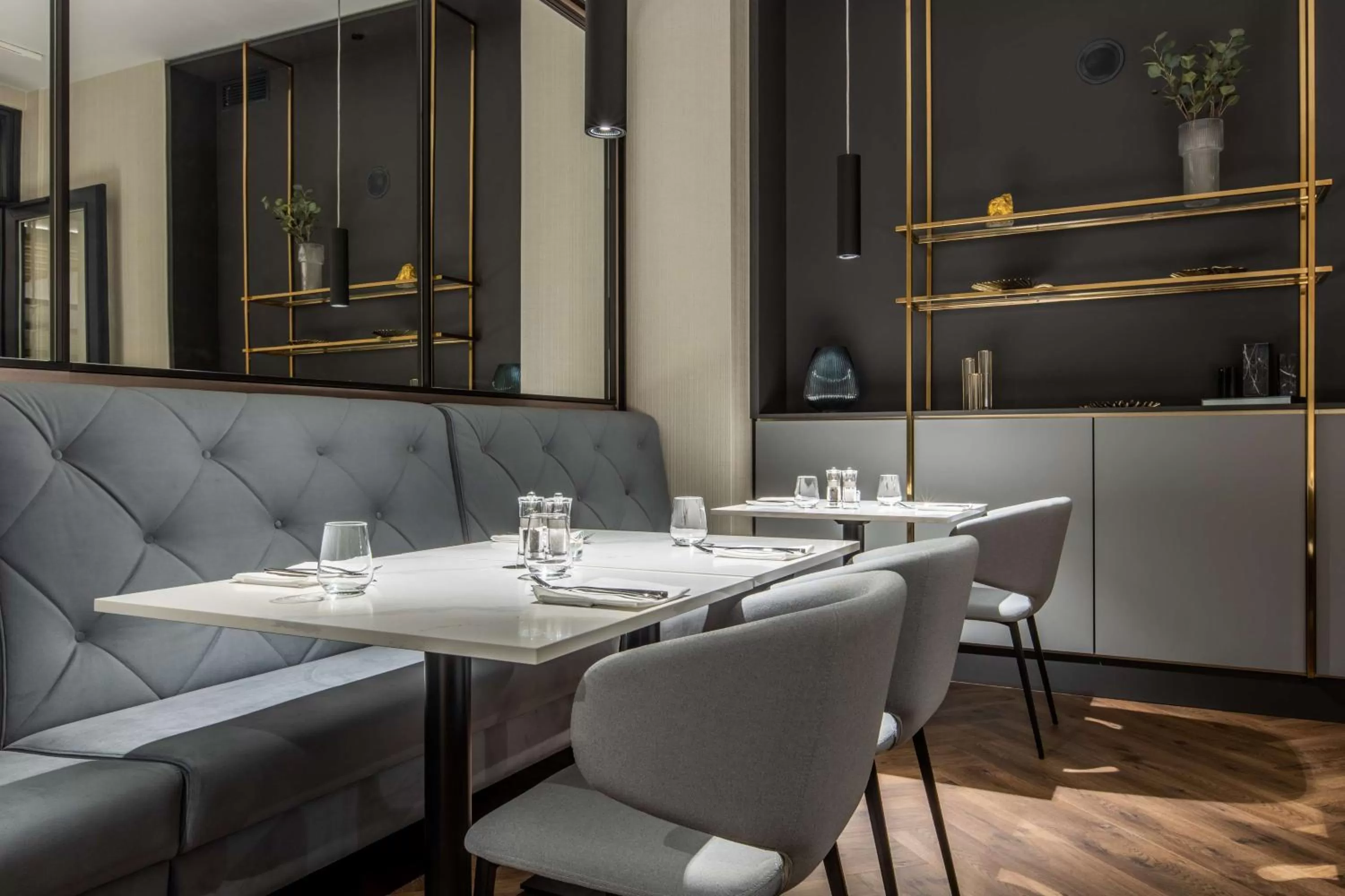 Restaurant/places to eat in Radisson Blu Hotel Prague