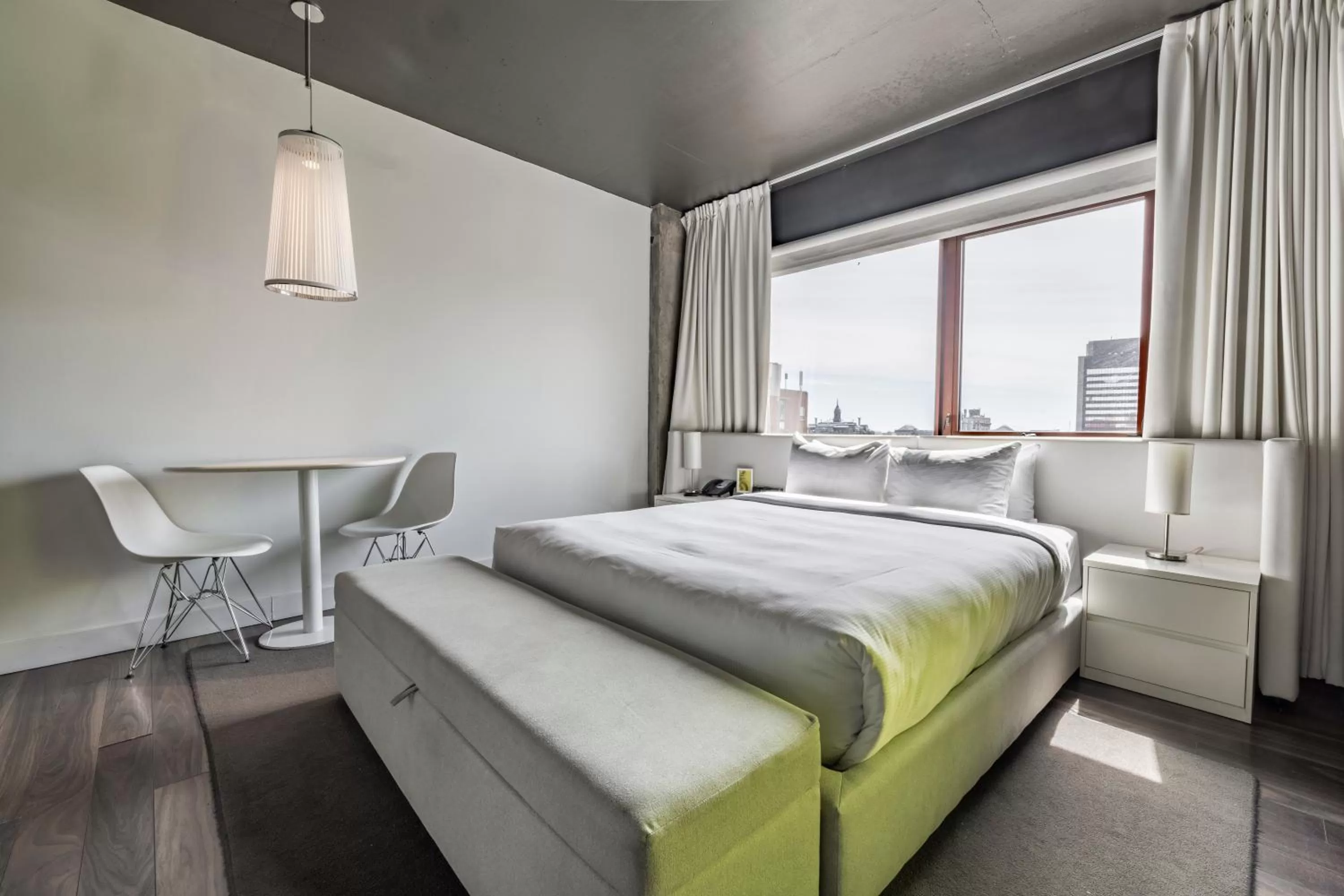 Photo of the whole room, Bed in Hotel Zero 1 Montreal