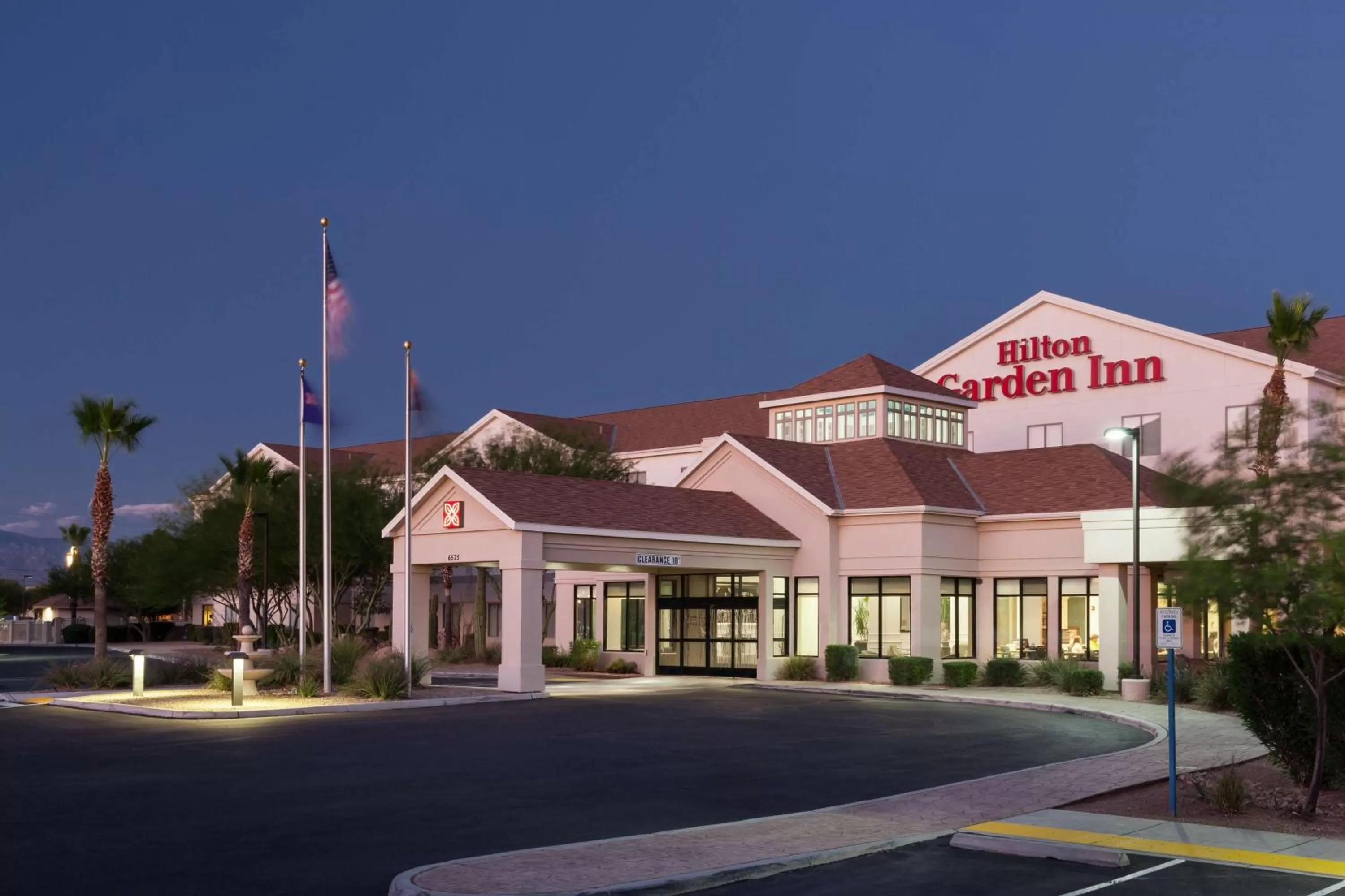Property building in Hilton Garden Inn Tucson Airport