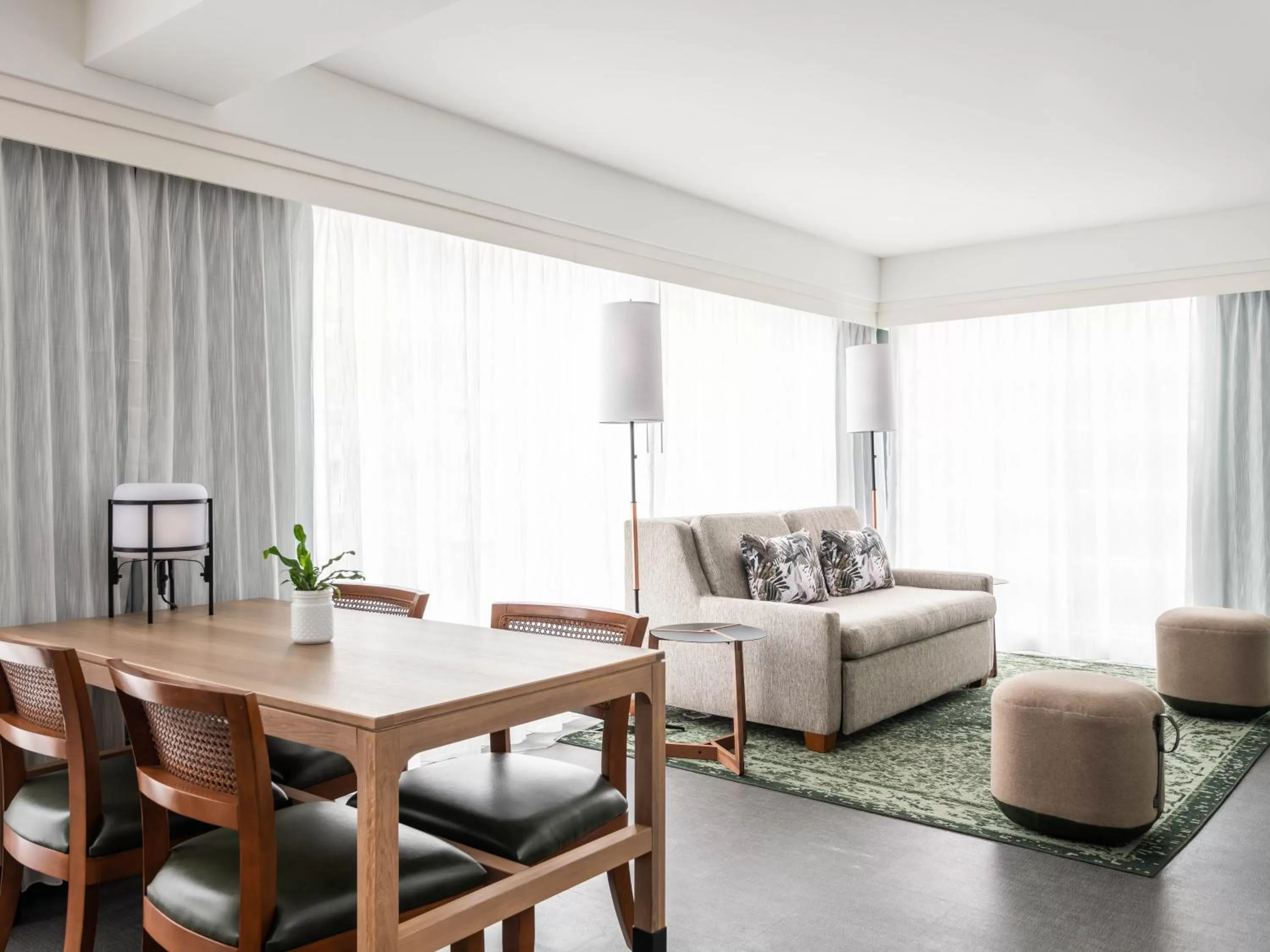 Photo of the whole room in Hotel Indigo Saint Louis Central West End by IHG