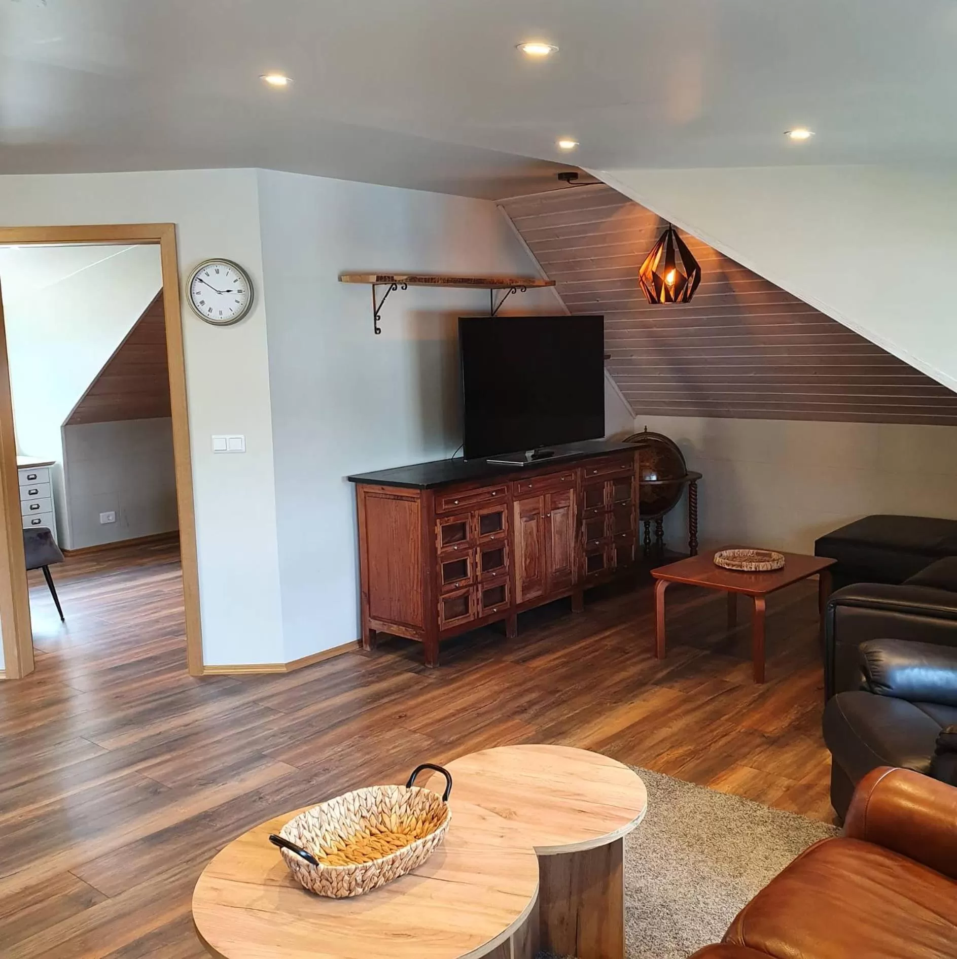 TV and multimedia in E18 Apartments