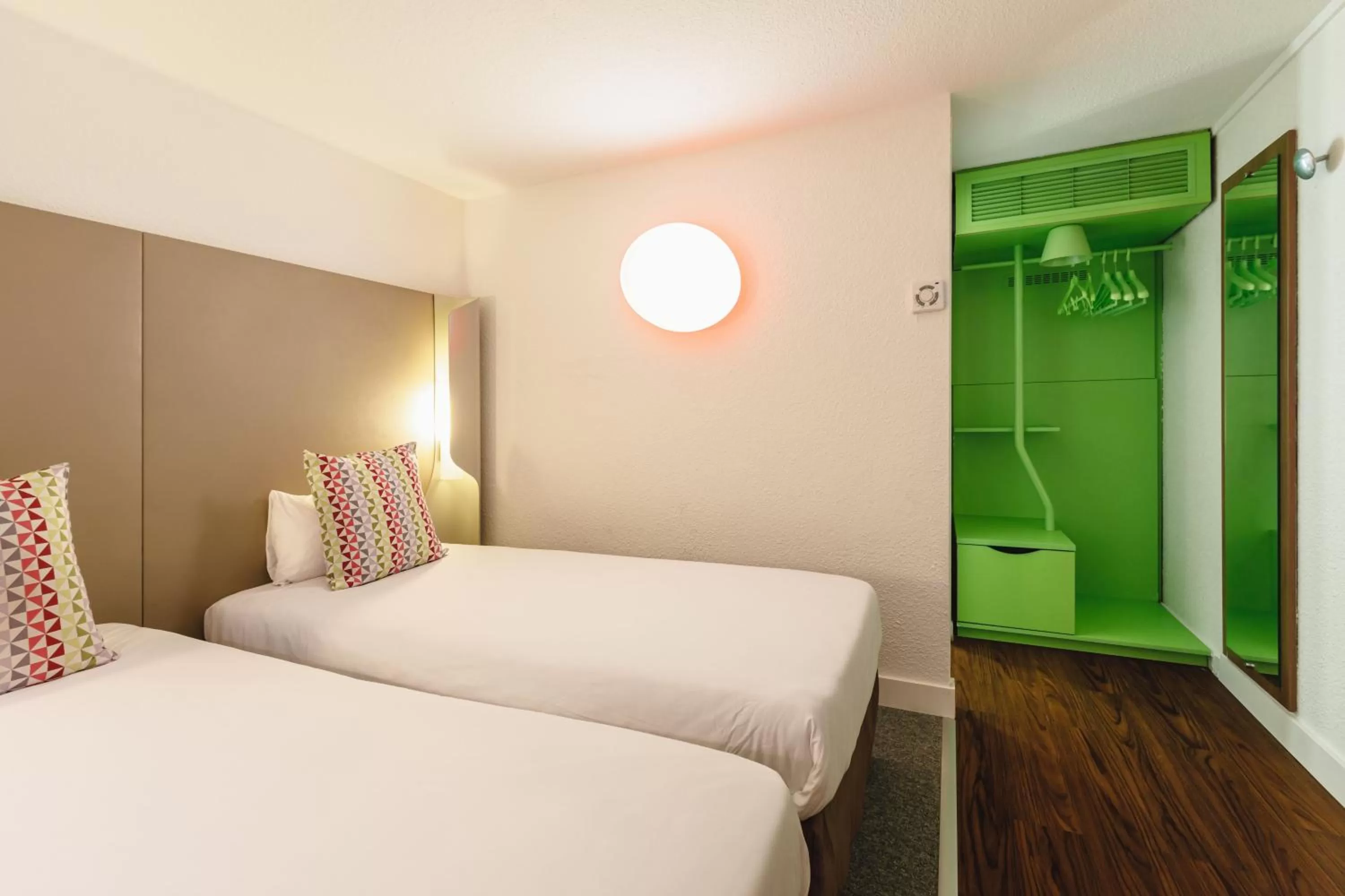 Bedroom, Bed in Campanile NATURE - Lyon Est Bron Eurexpo