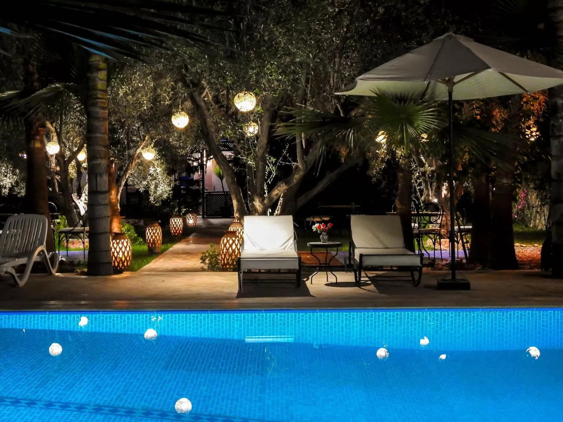 Patio, Swimming Pool in Le Bleu House