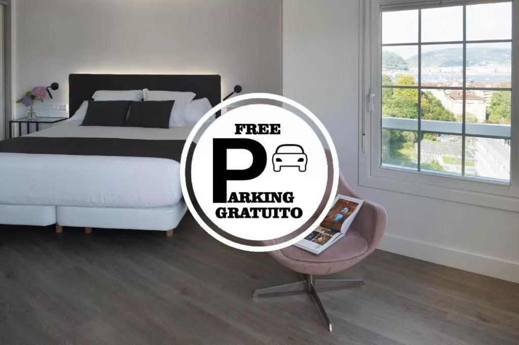 City view, Bed in Hotel Avenida