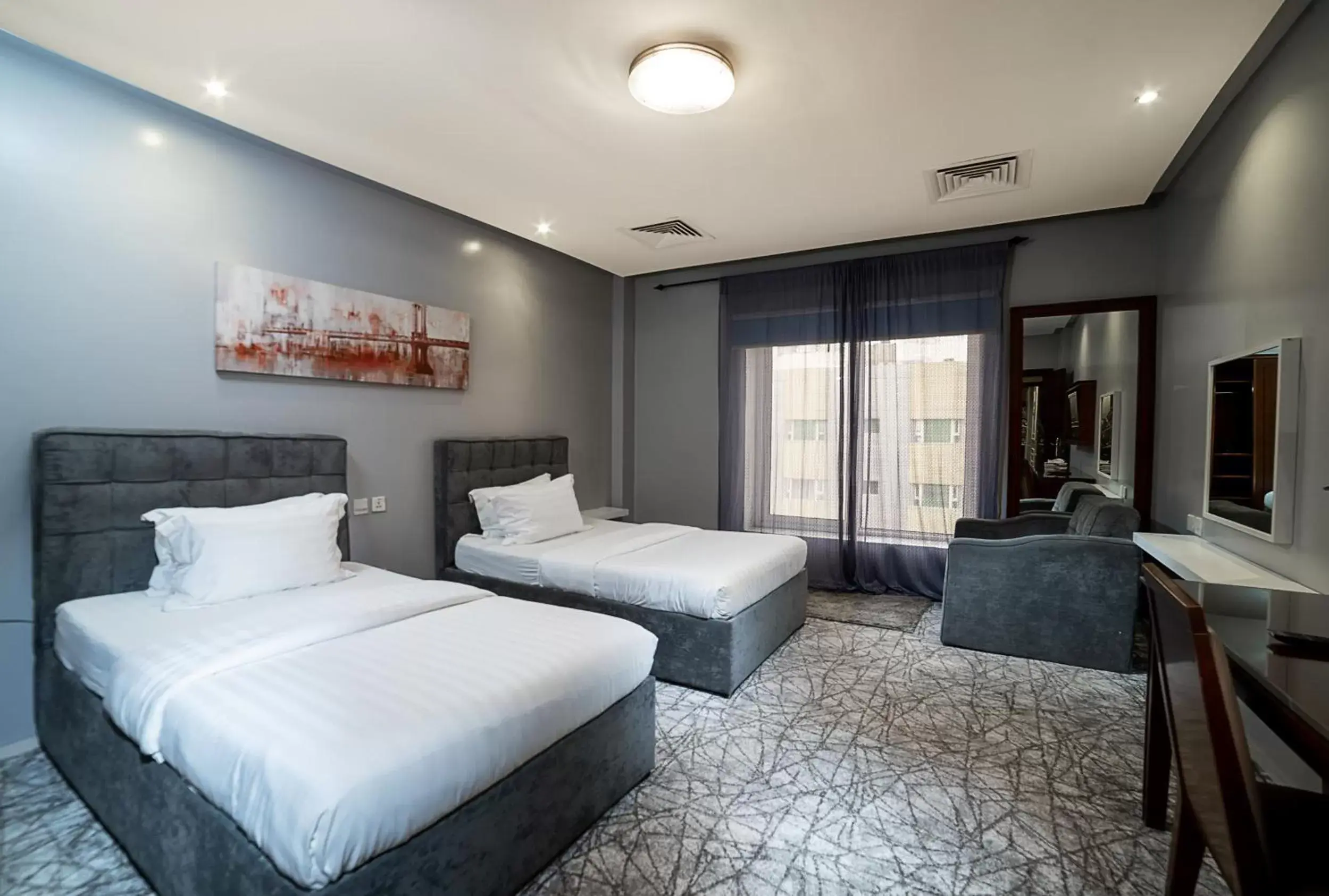 Deluxe Suite Partial Sea View in Golden Garden Al Corniche Deluxe Suite Partial Sea View in Golden Garden Al Corniche