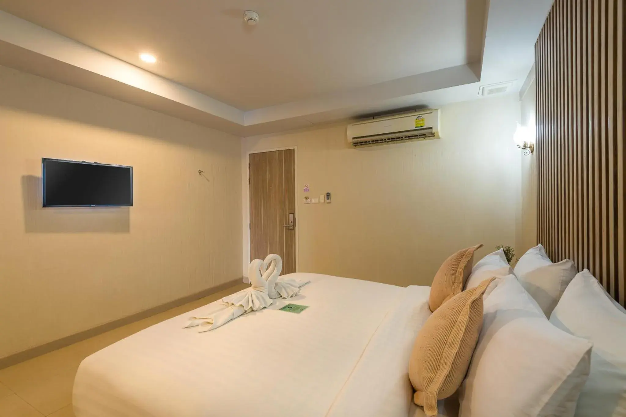 Deluxe Double or Twin Room with Balcony in Lanta Sand Resort & Spa Deluxe Double or Twin Room with Balcony in Lanta Sand Resort & Spa