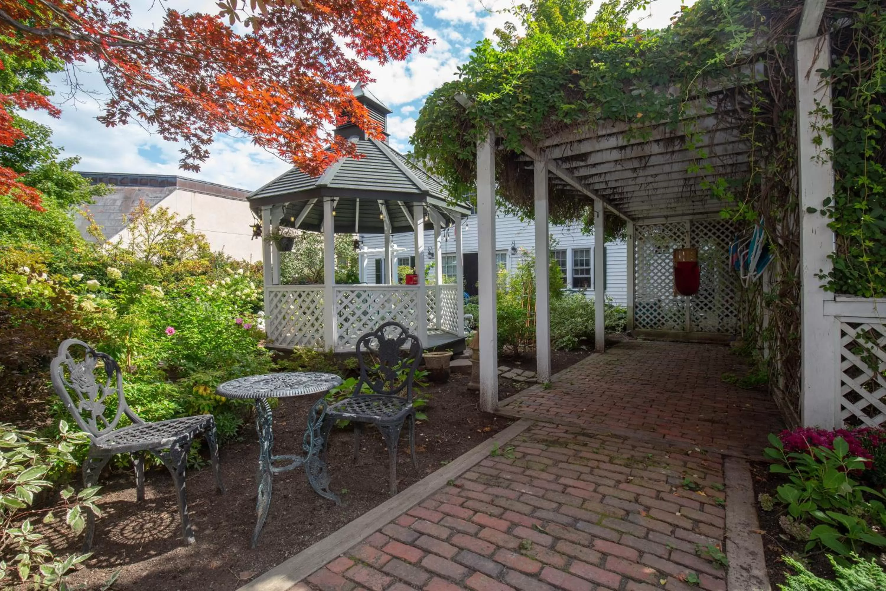 Garden, Property Building in Clark Currier Inn