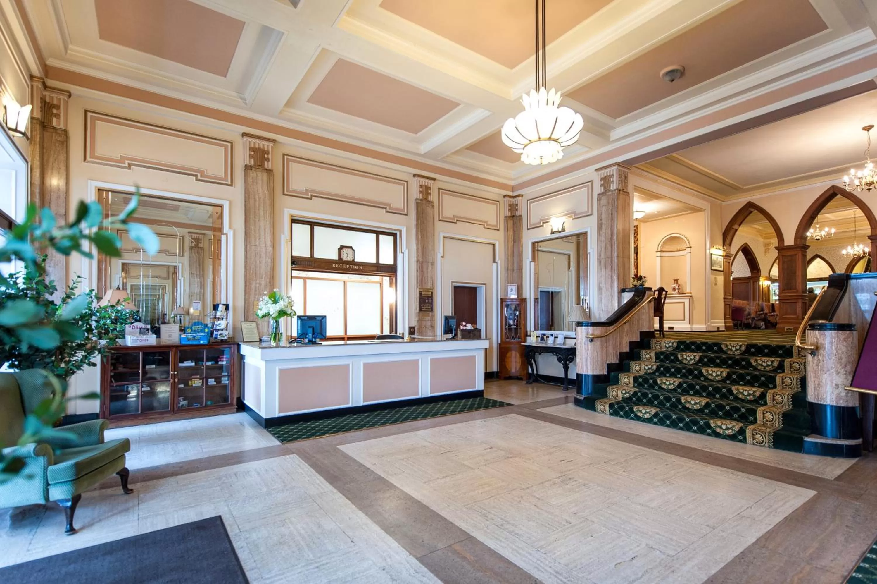 Lobby or reception in Hydro Hotel