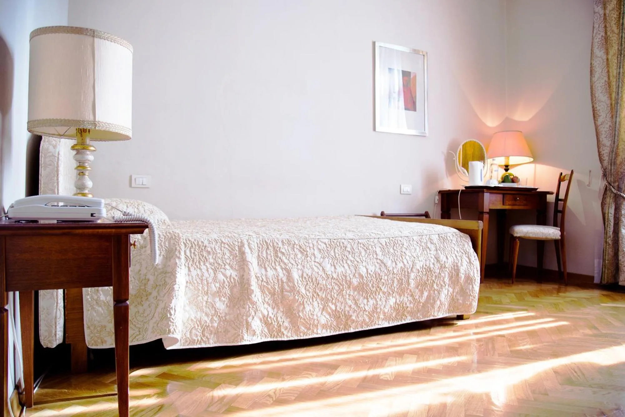 Bed in HG Hotel Cappelli