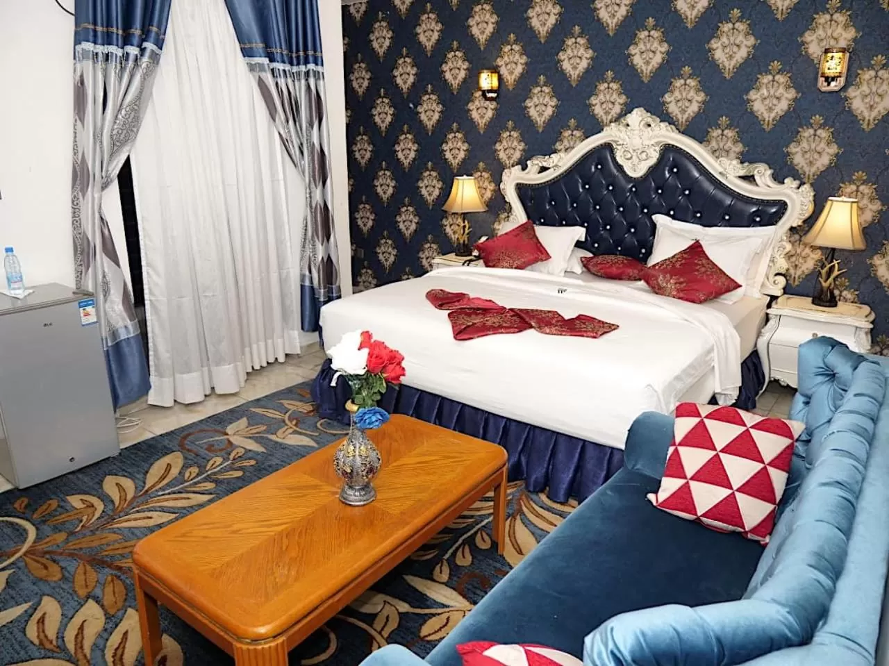 Bed in Marriot Metropolitan Hotel