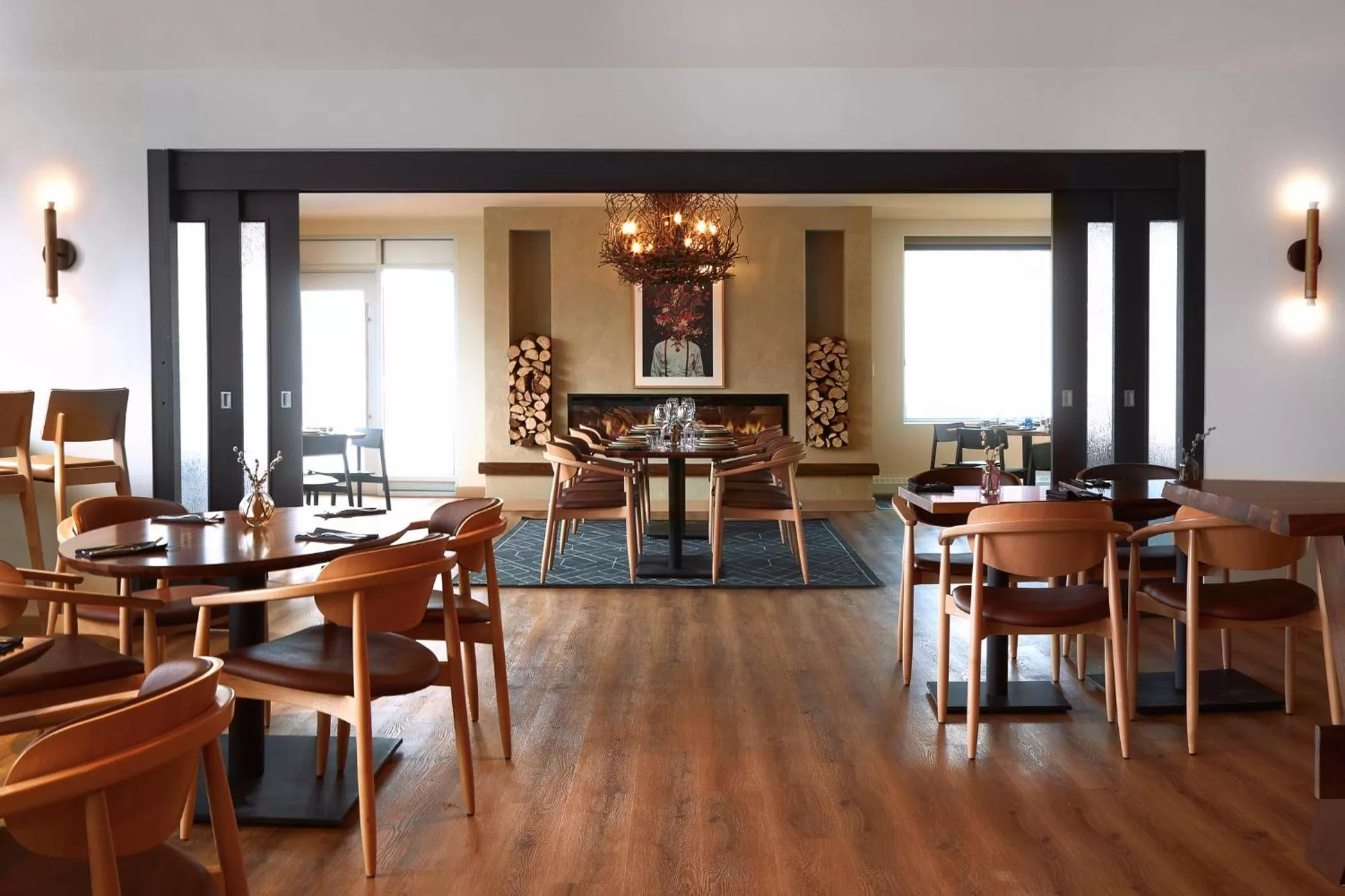 Restaurant/places to eat in The Crimson Jasper