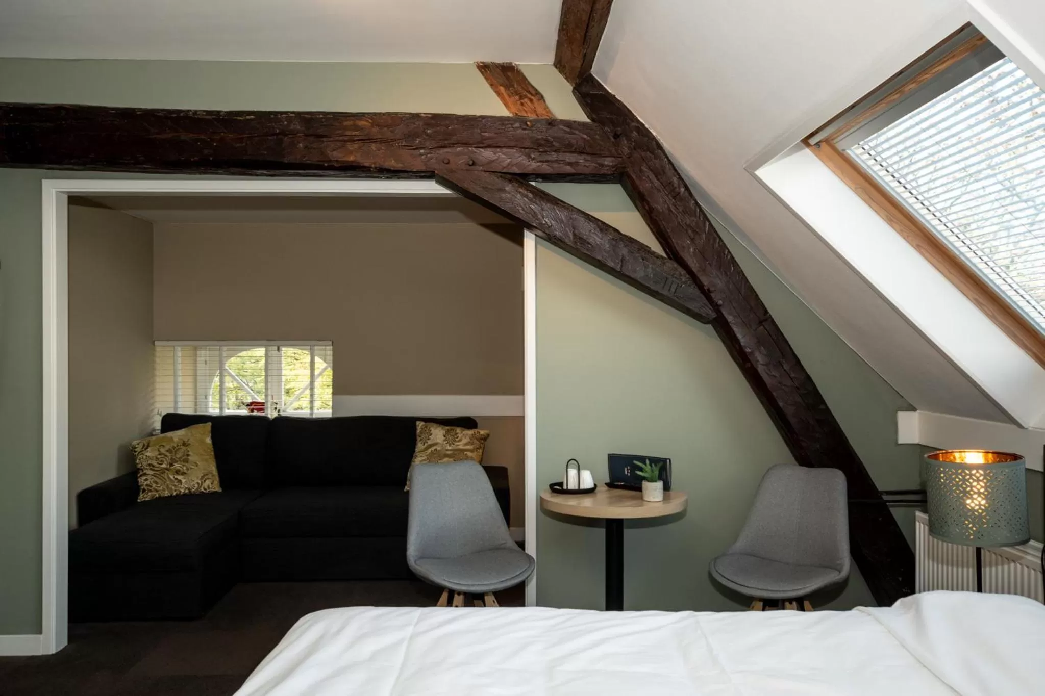 Bed in De Pastorie Bed & Breakfast