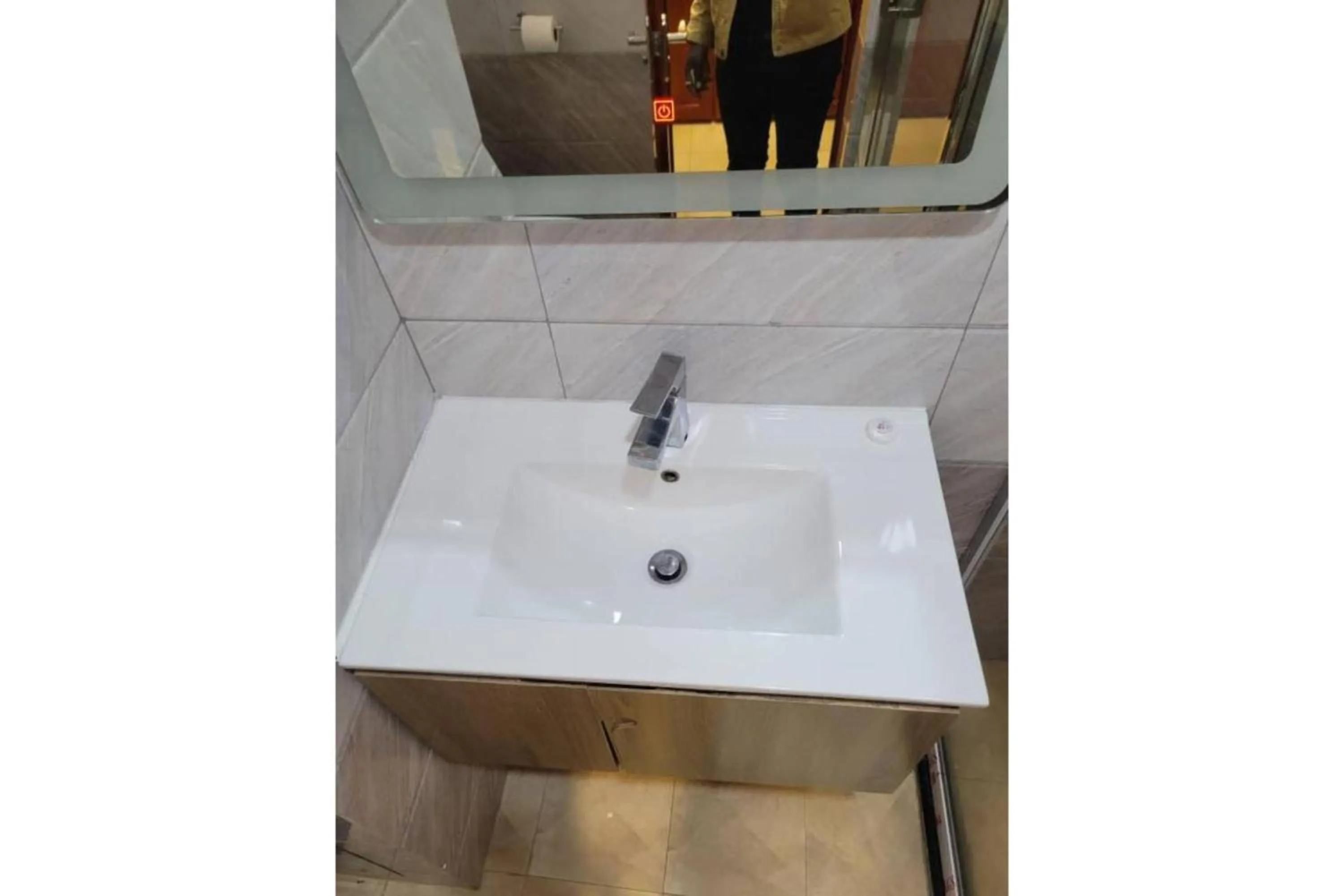 Bathroom in Acholi Inn