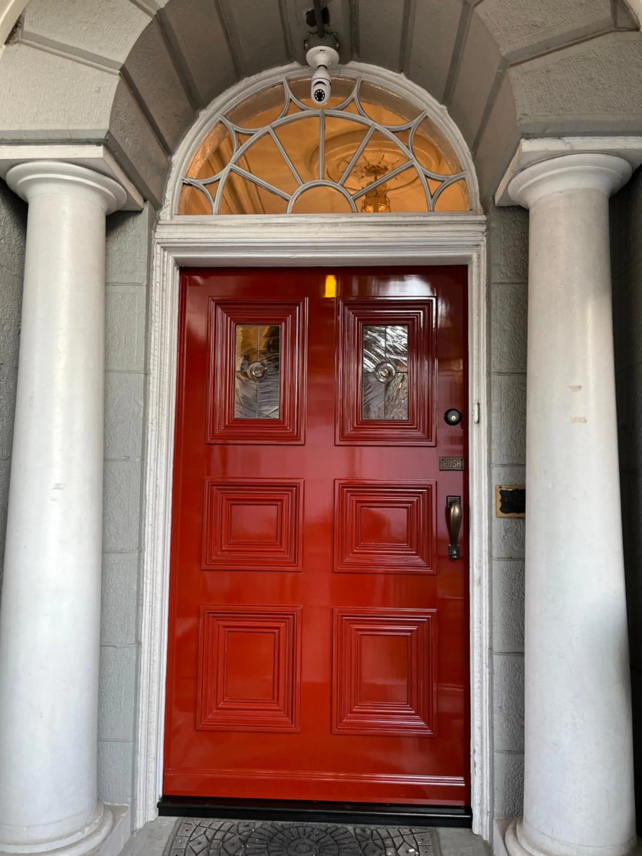 Property building in Pring Guesthouse