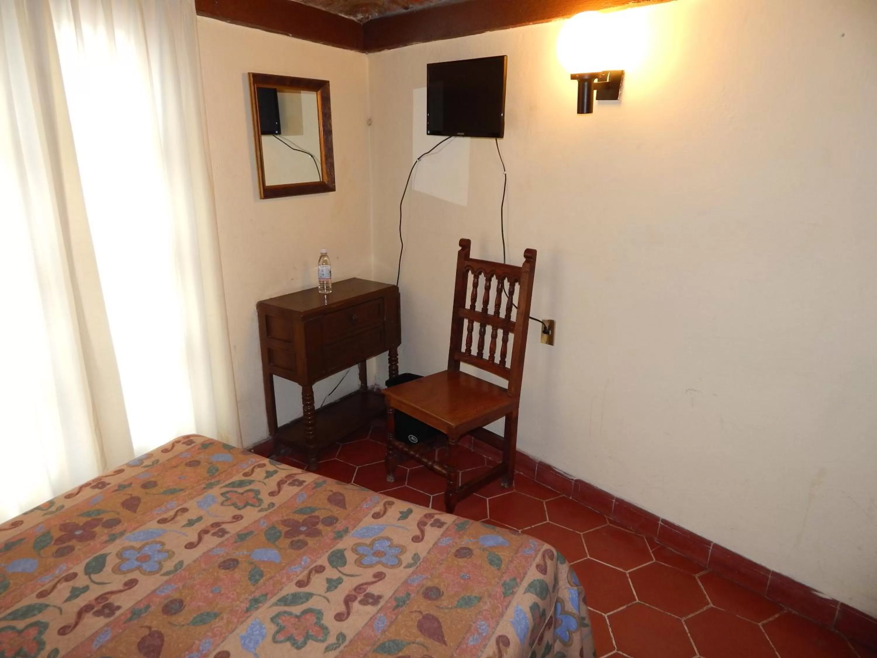 Bed in Hotel Molino del Rey