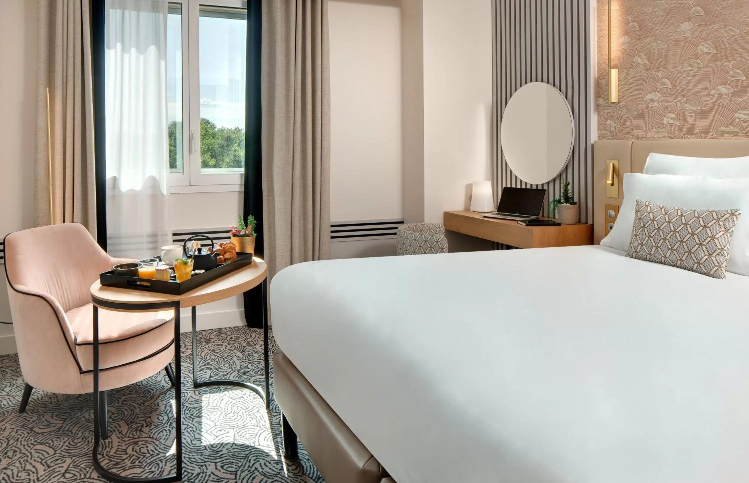 Bedroom, Bed in Pullman La Pléiade Montpellier Centre