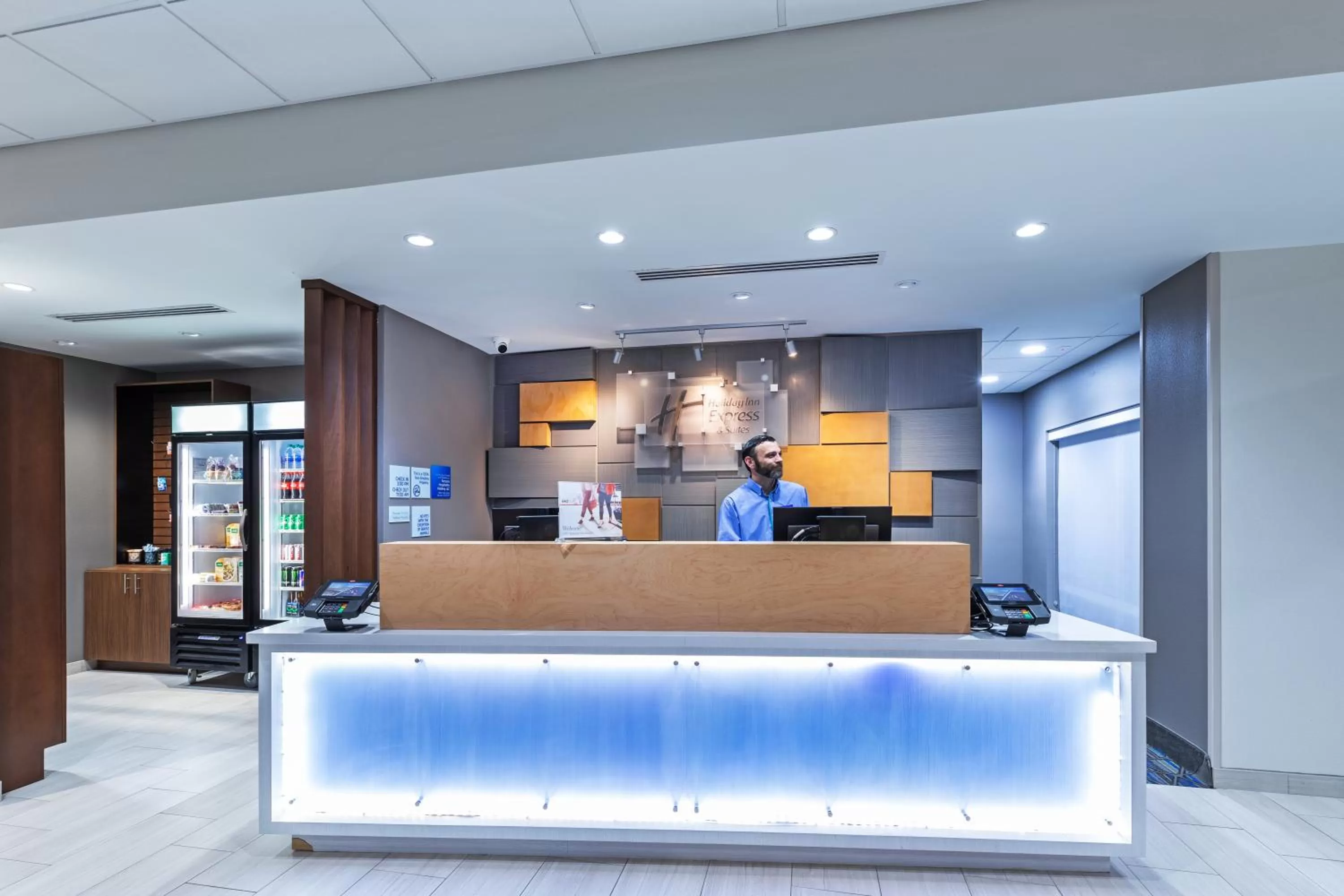 Lobby or reception in Holiday Inn Express & Suites - Parsons by IHG