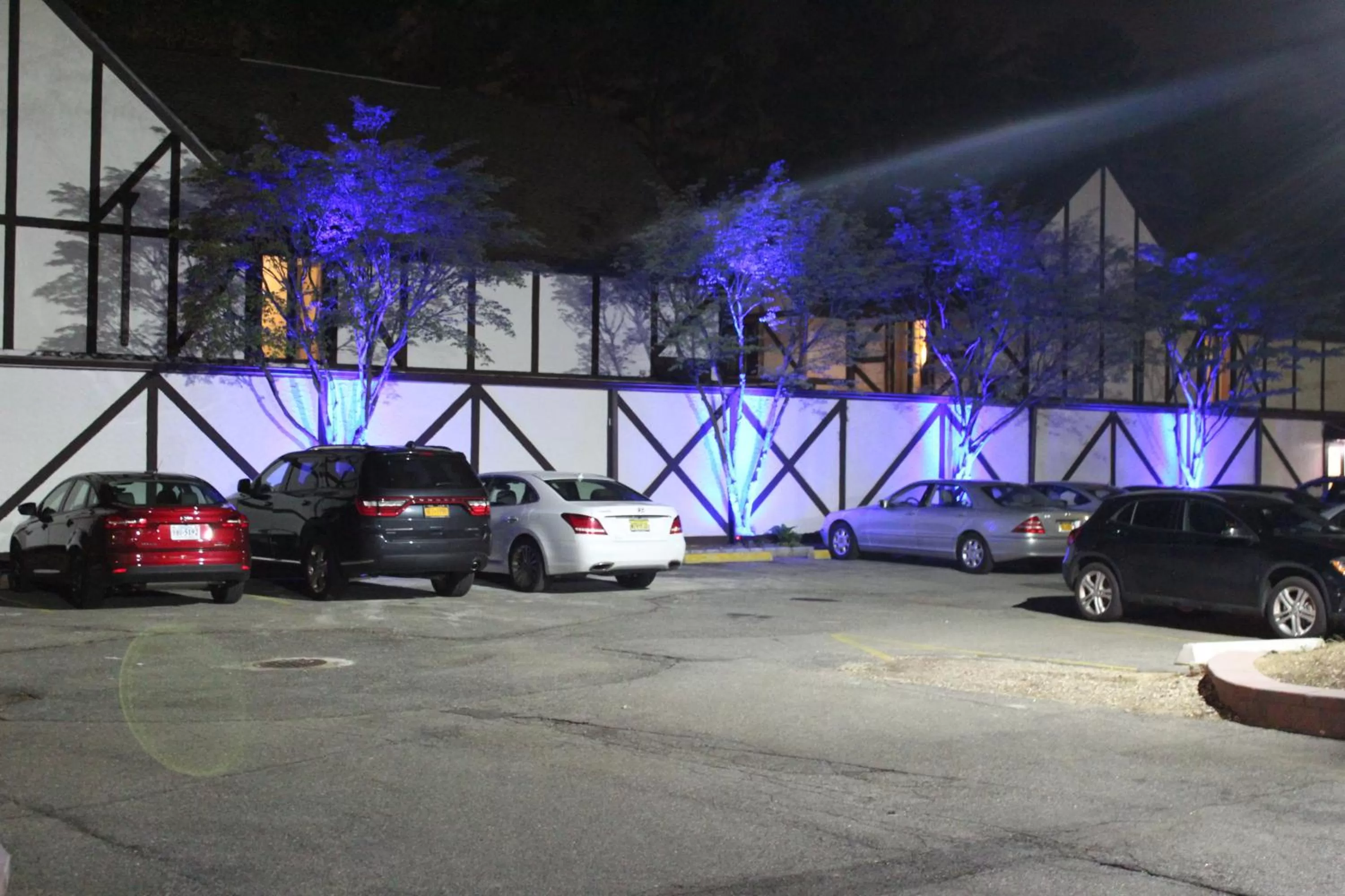 Night in East Norwich Inn