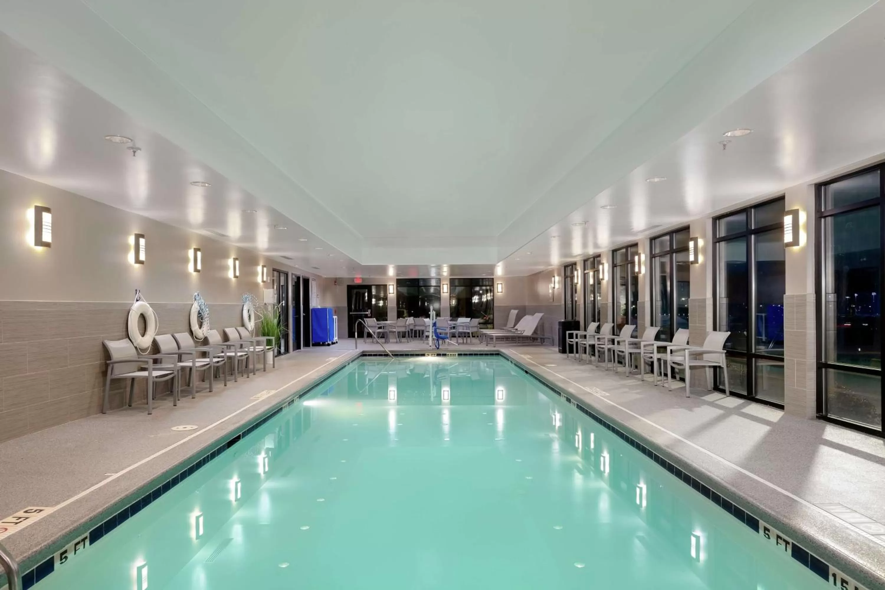 Pool view in Hampton Inn Emerson - Lakepoint, Ga