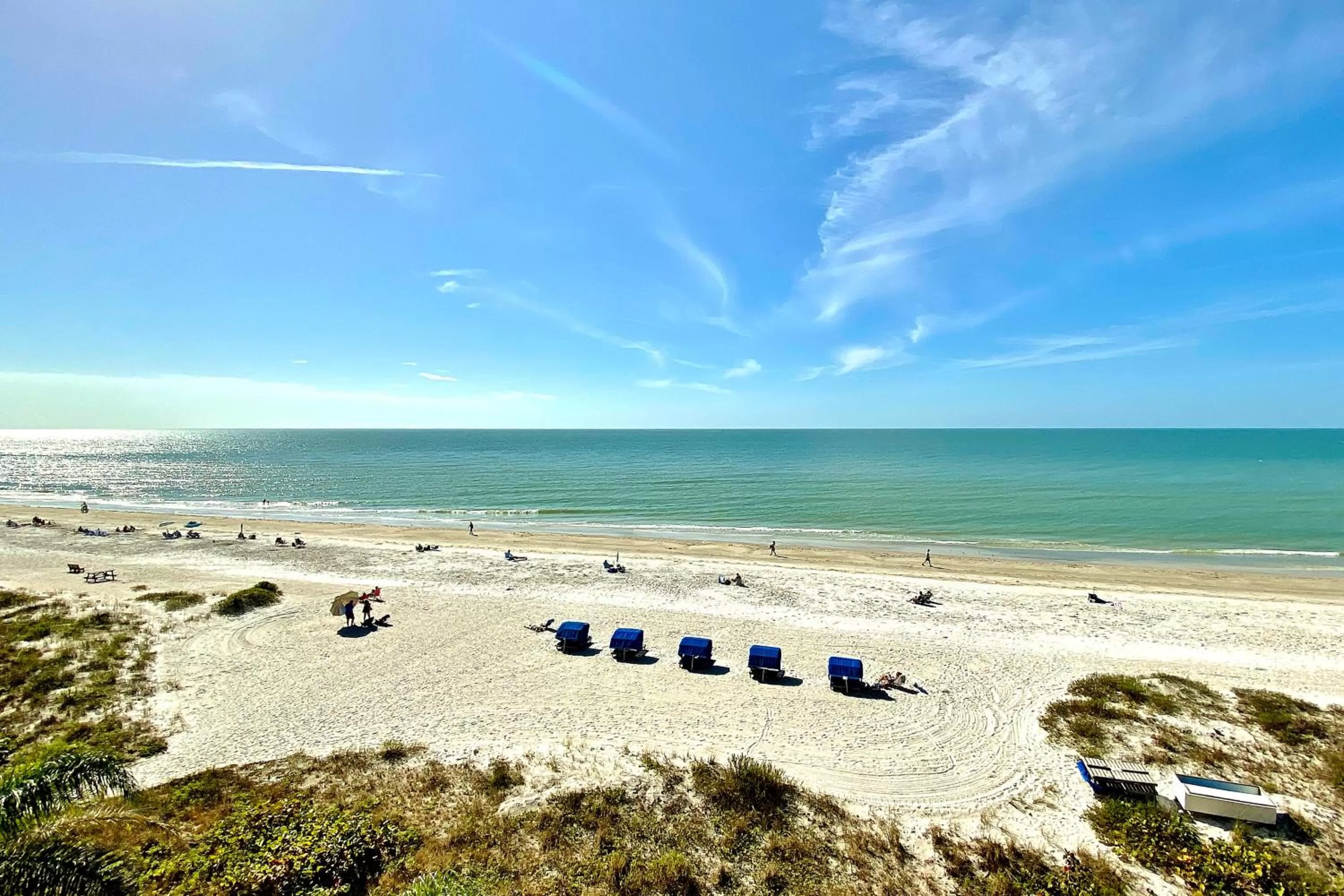 Beach in Chateaux Sunset Suites 408