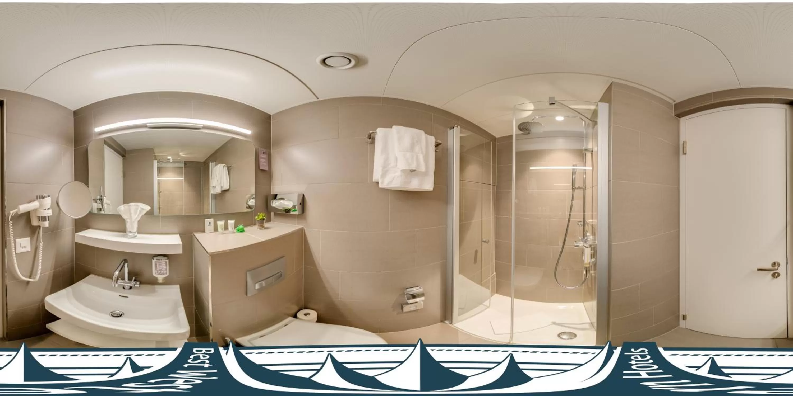 Bathroom in Best Western Plus Hotel Zürcherhof