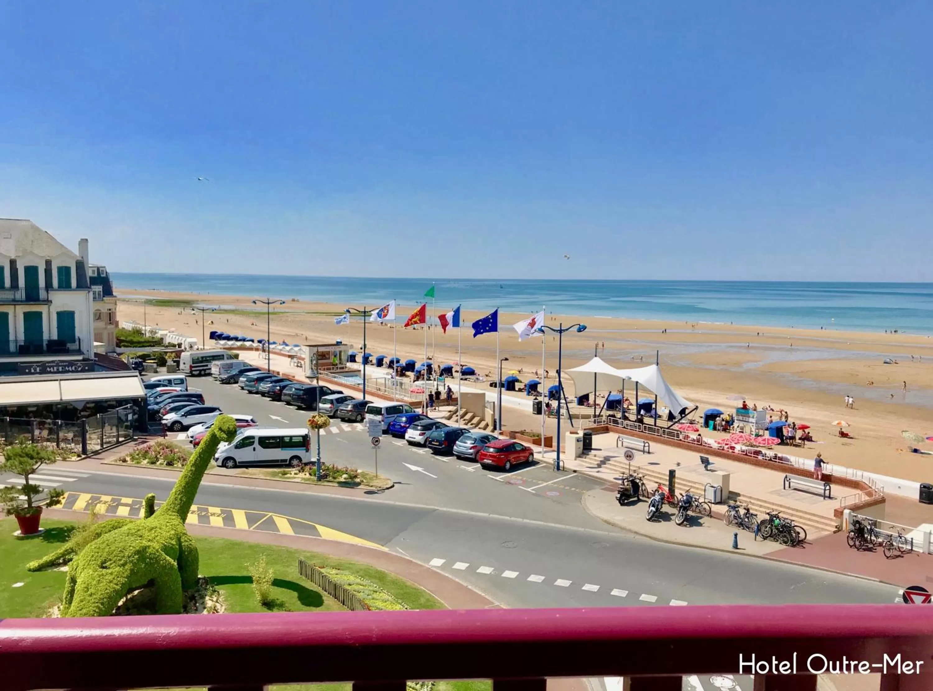 Beach in Hôtel Outre-Mer - Villa Le Couchant