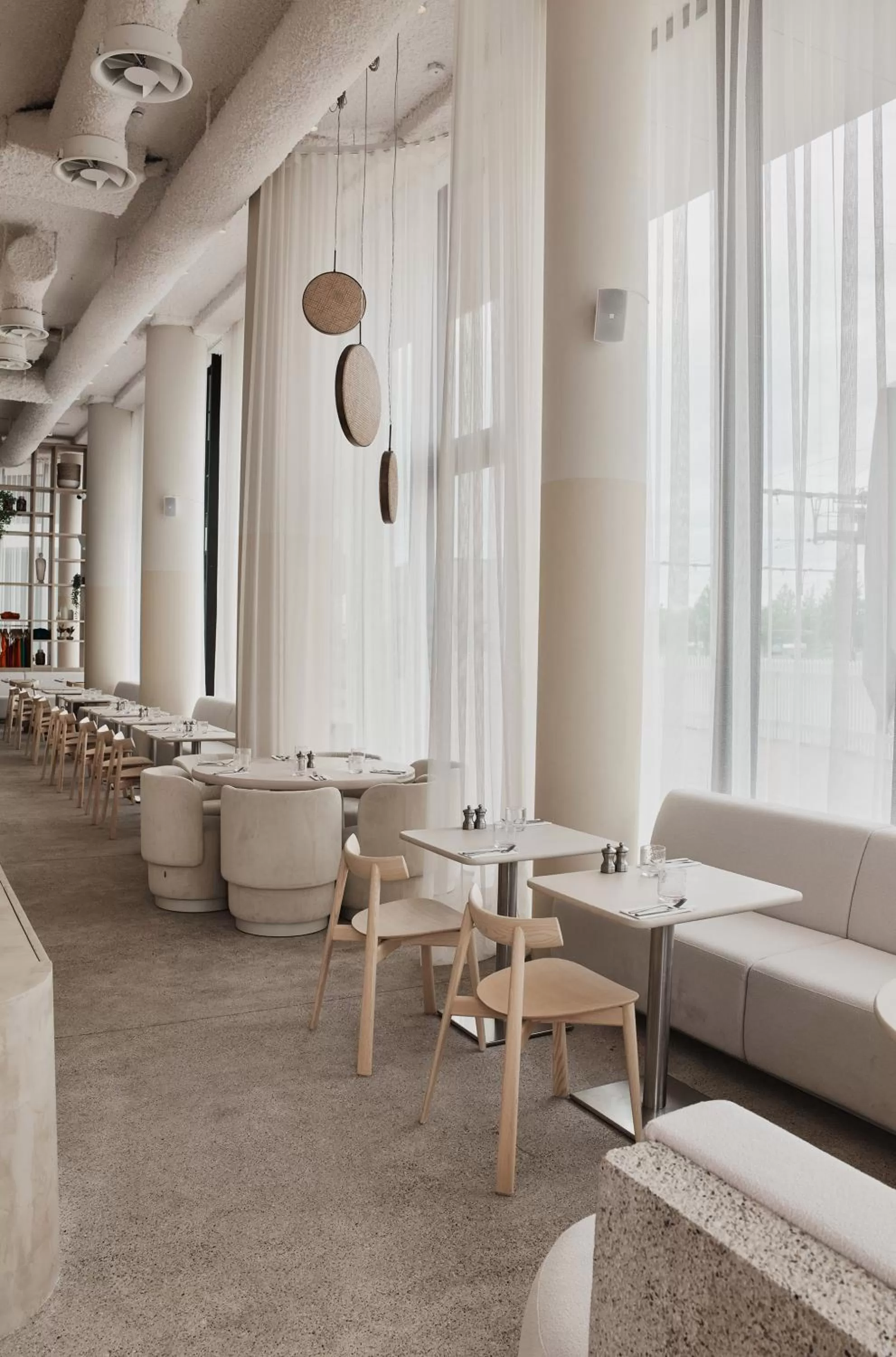 Restaurant/Places to Eat in Enso District Hotel