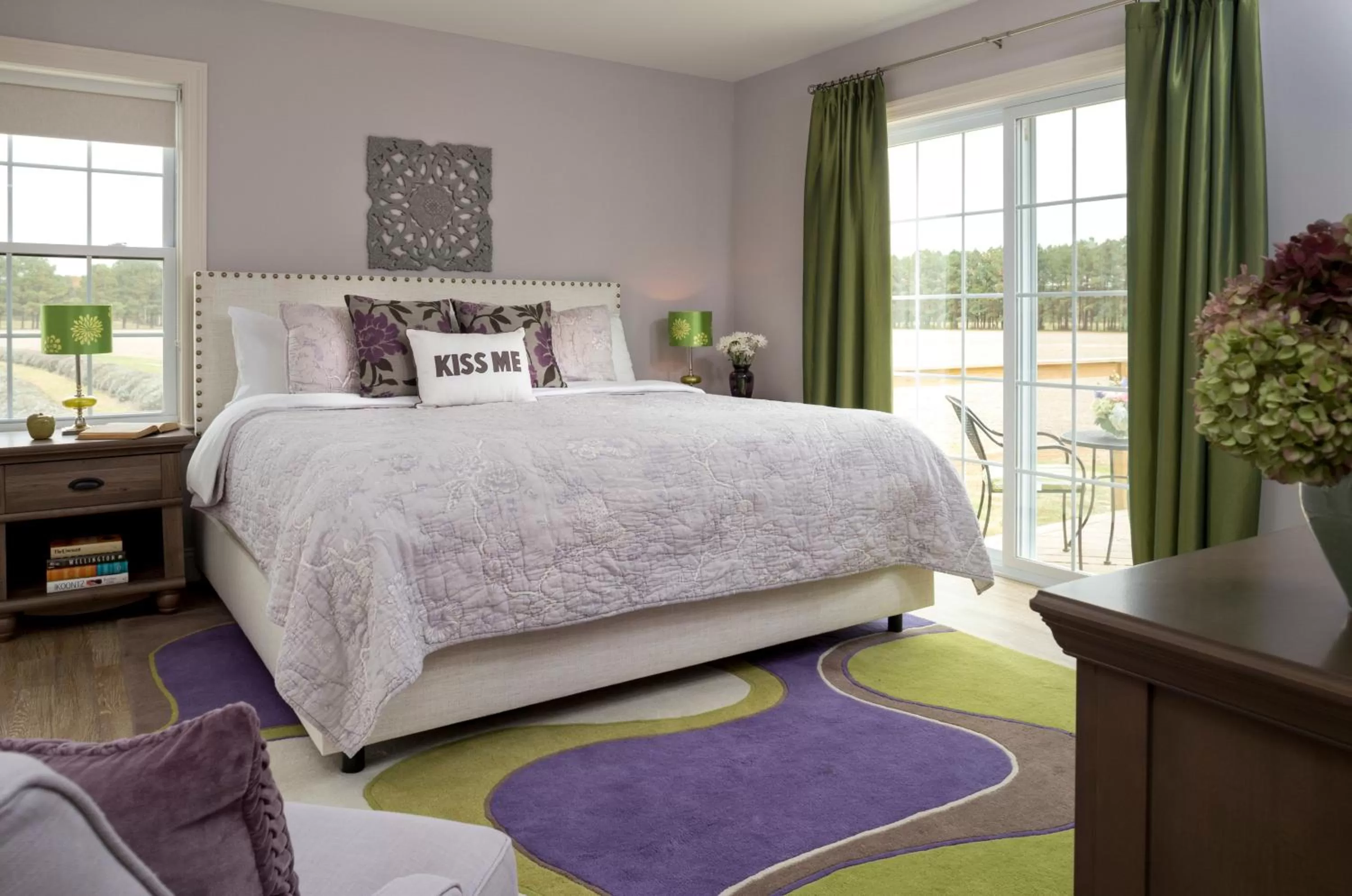 Bed in Inn at Huntingfield Creek