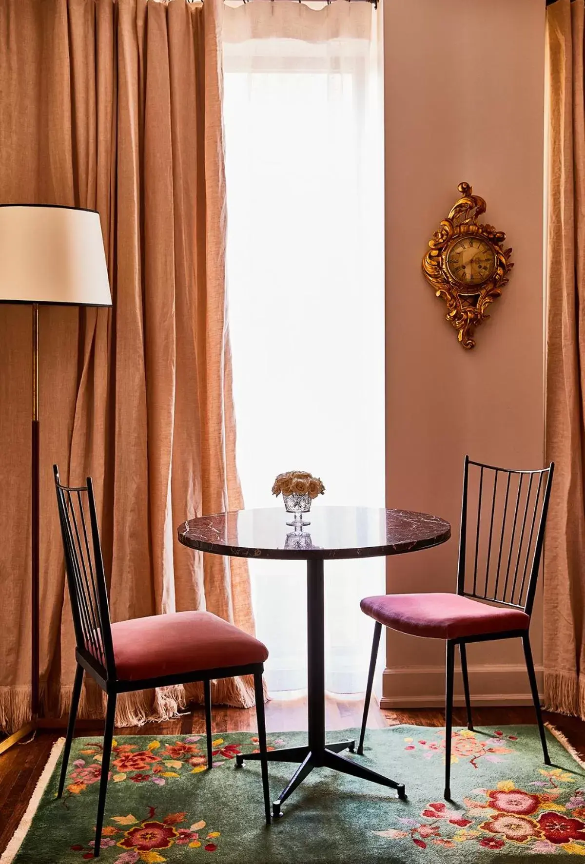 Queen Suite in The Siren Hotel, an Ash Hotel Queen Suite in The Siren Hotel, an Ash Hotel