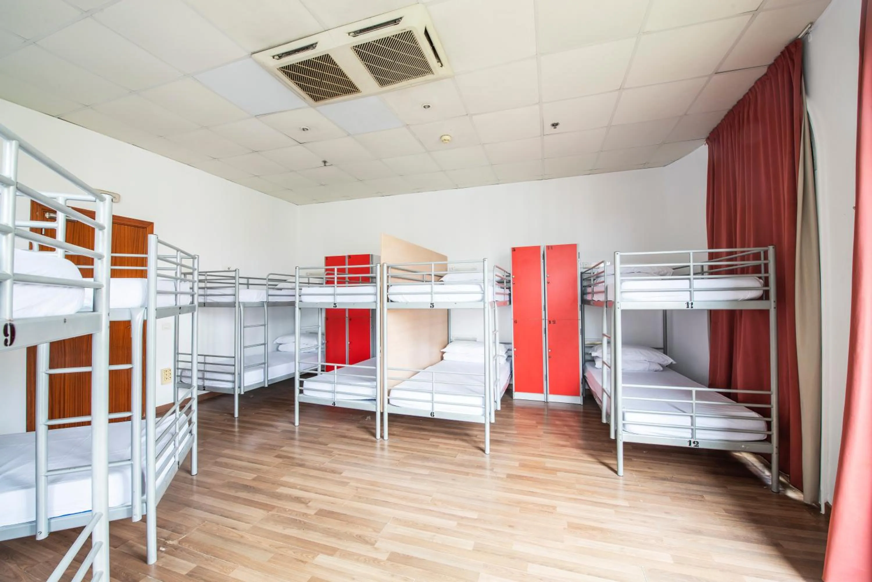 bunk bed, Bed in Safestay Barcelona Passeig de Gràcia