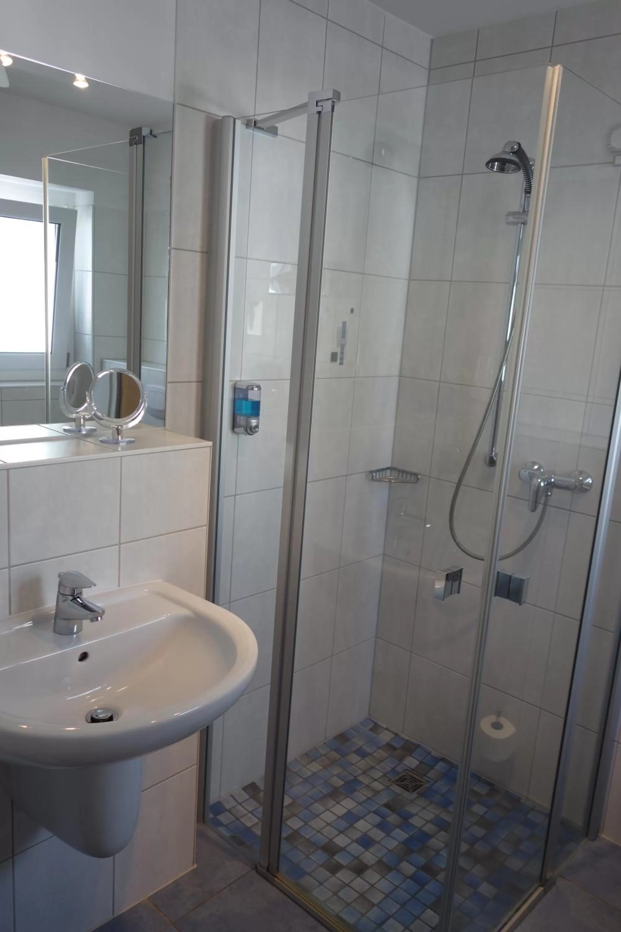 Bathroom in Hotel Gästehaus Linden