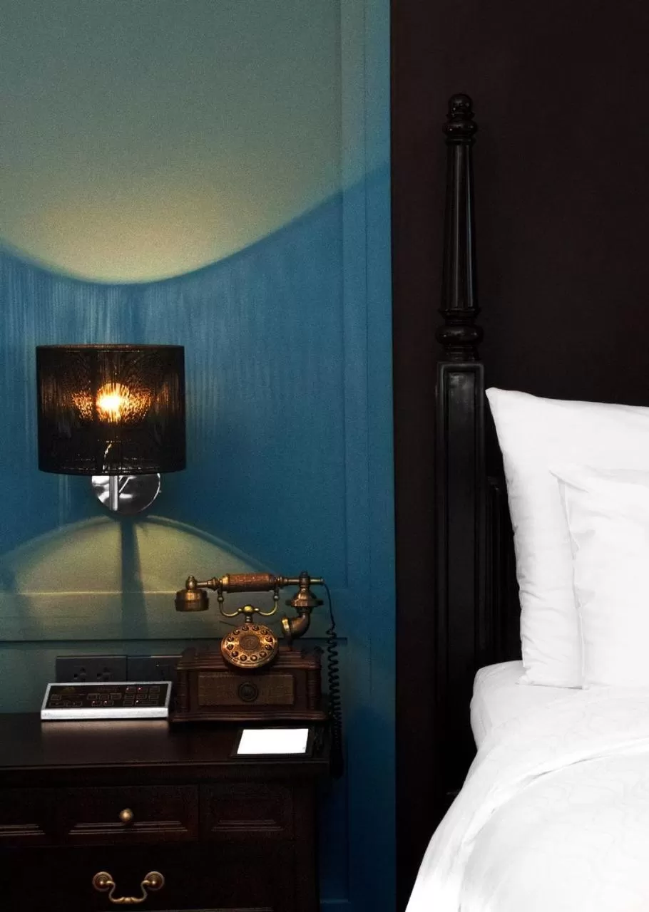 Bed in Hotel Majestic Saigon