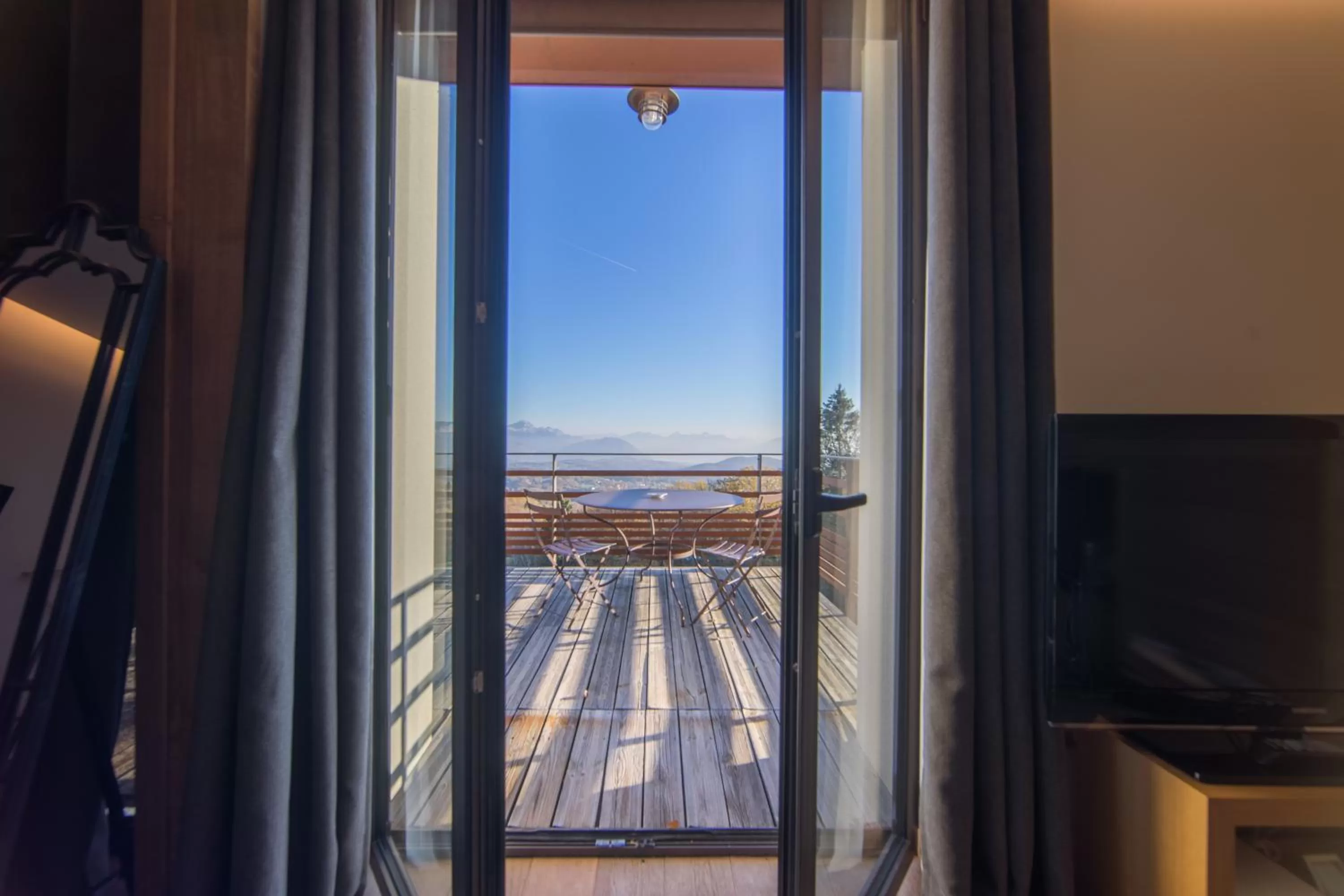 Patio in Château des Avenieres