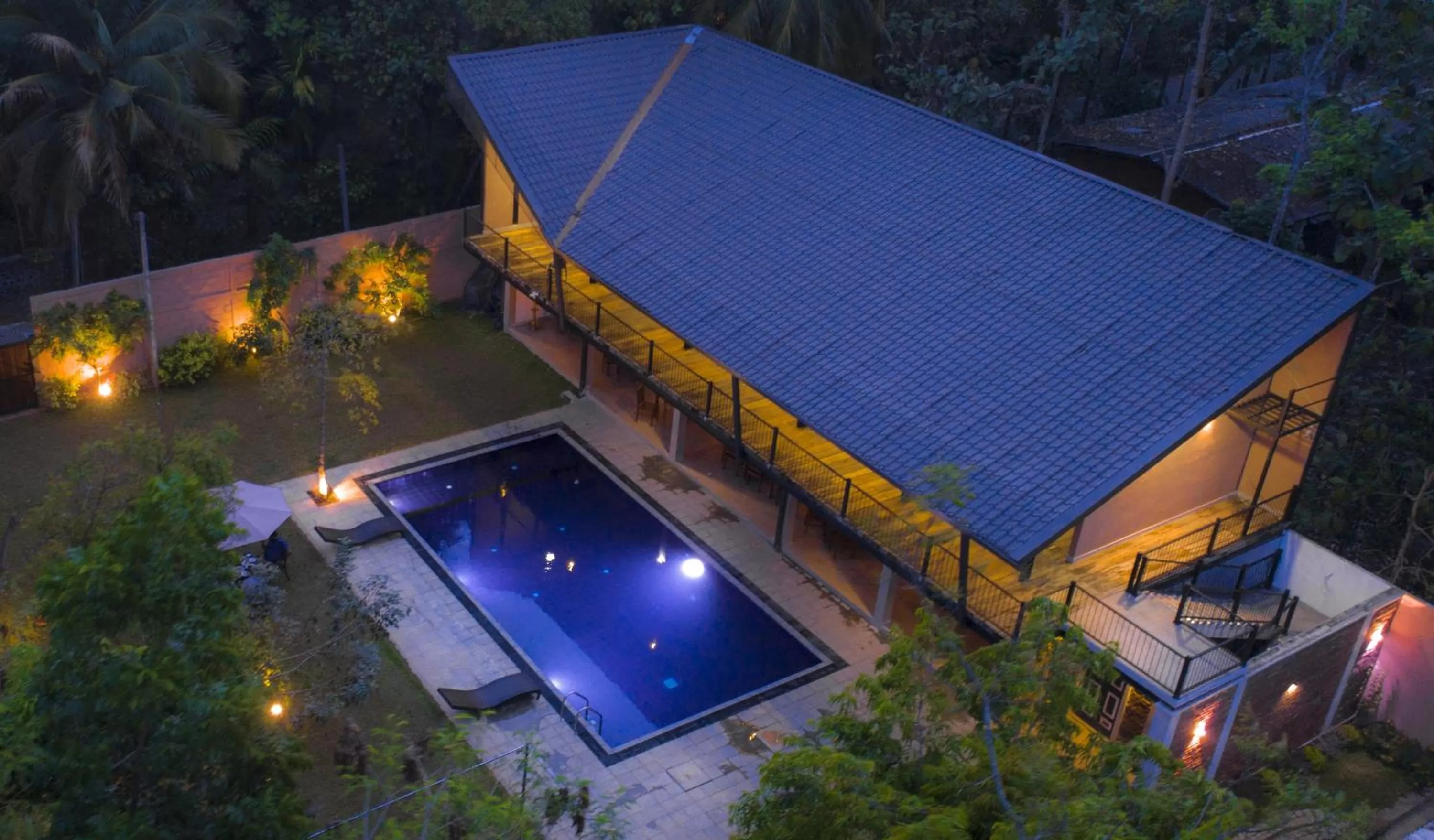 Bird's eye view, Pool View in Honey Tree Polonnaruwa