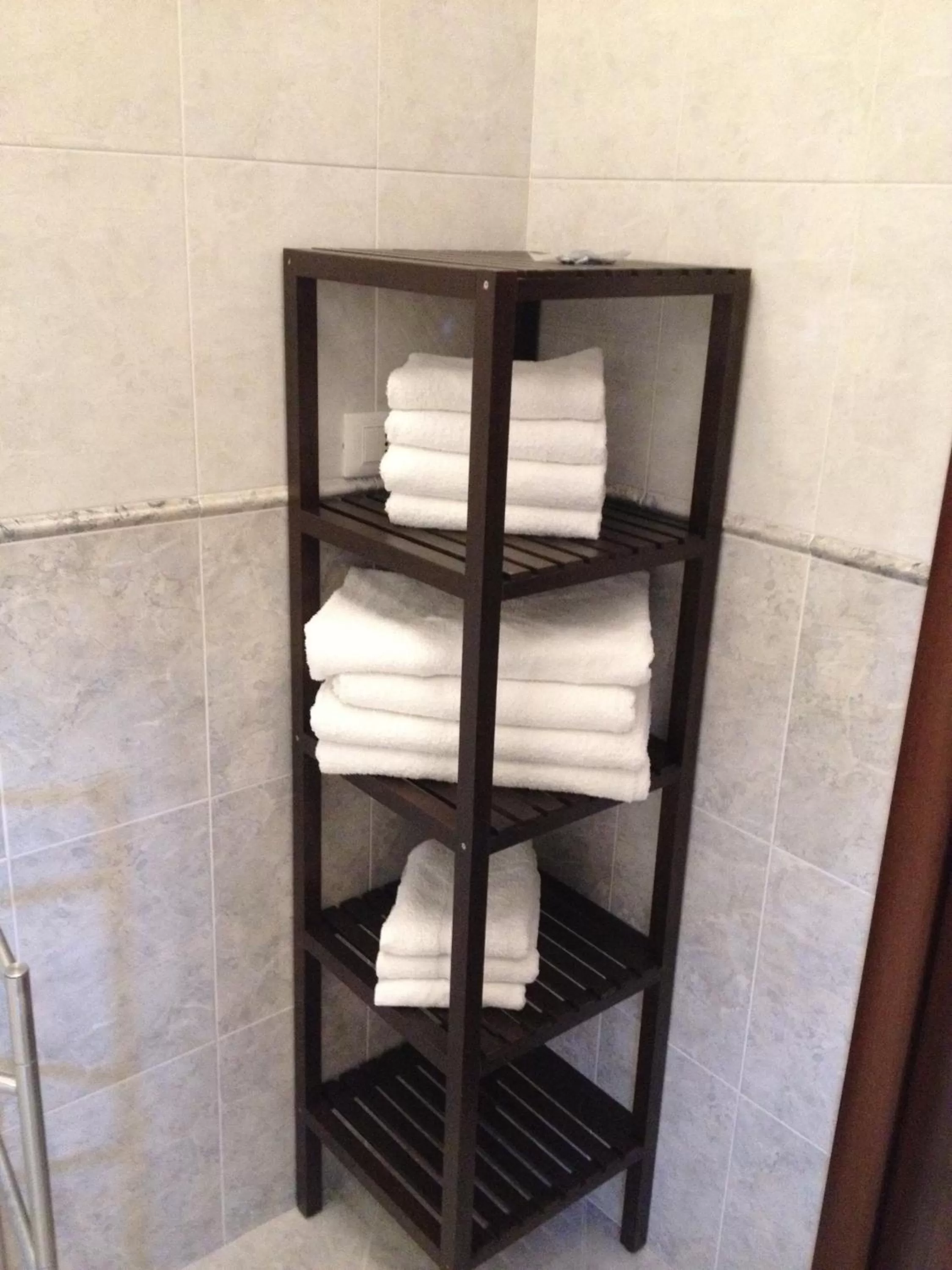 Bathroom in B&B Via Roma suite - Ortona Rooms