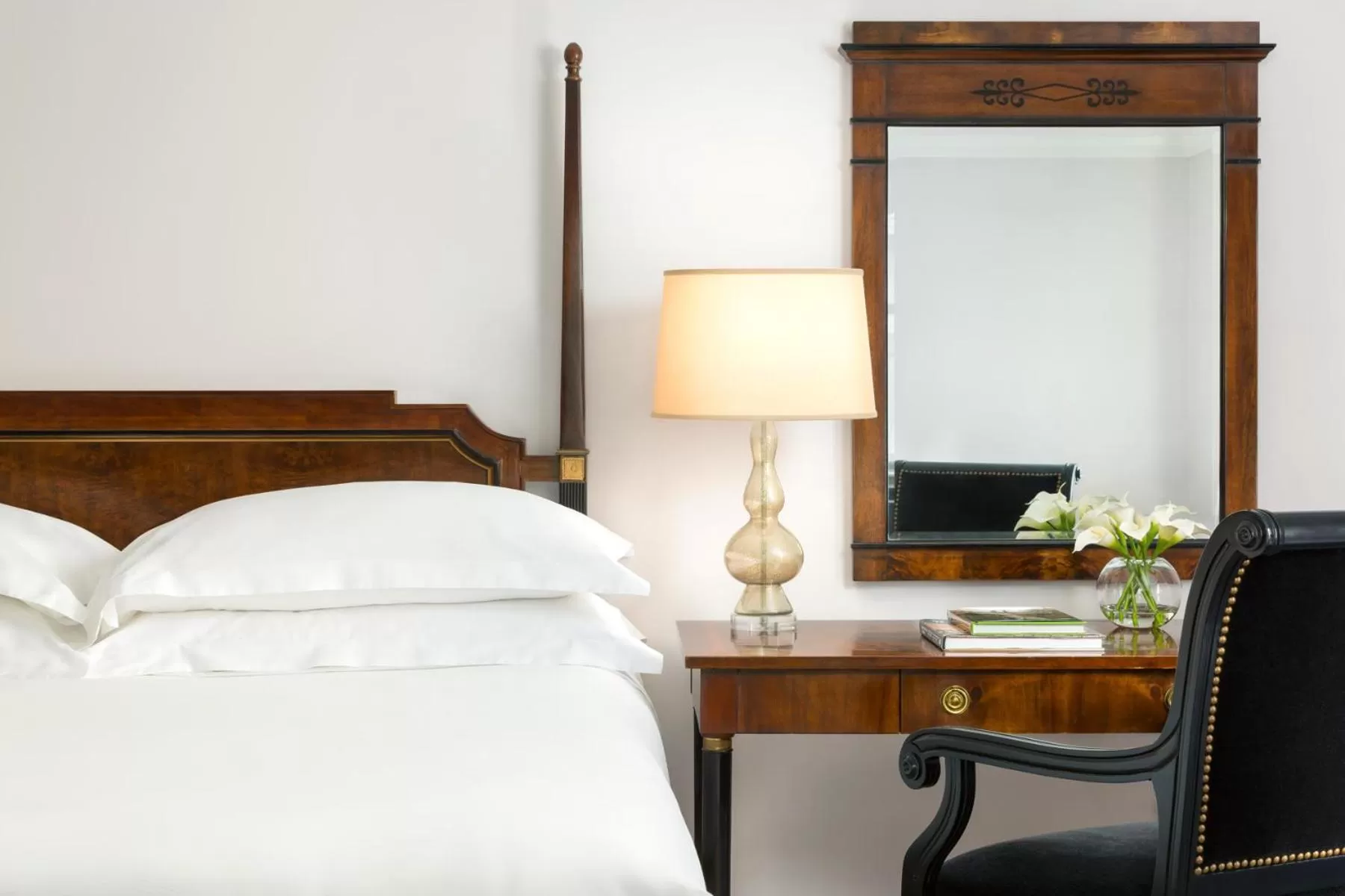 Bedroom, Bed in The Michelangelo New York