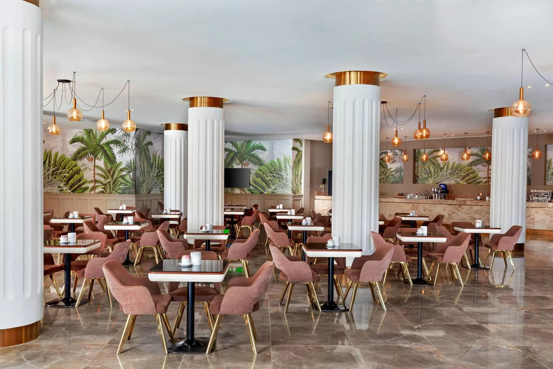 Lounge or bar in Pickalbatros Jungle Aqua Park - Neverland Hurghada